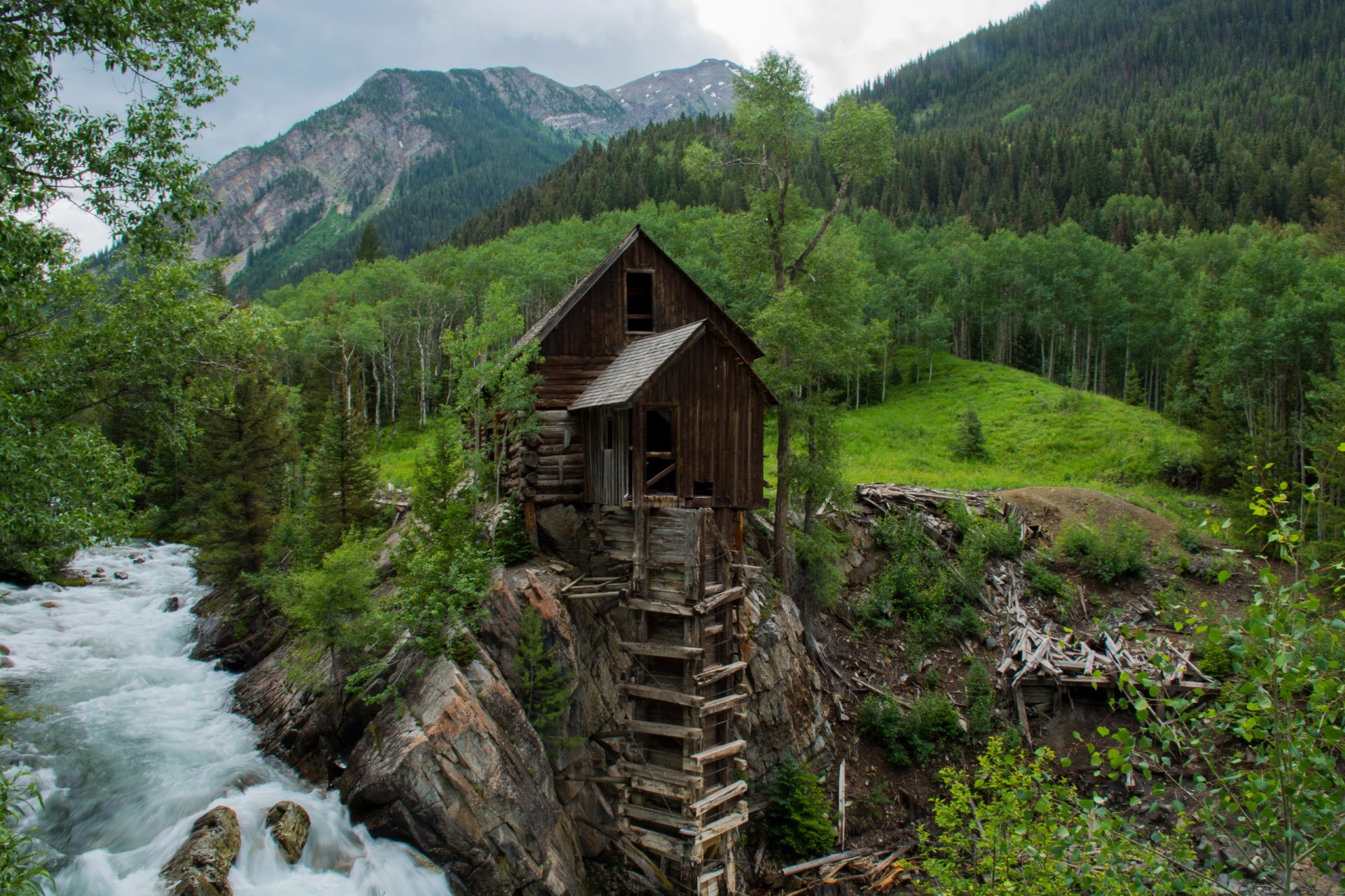 crystal mill góry rzeka