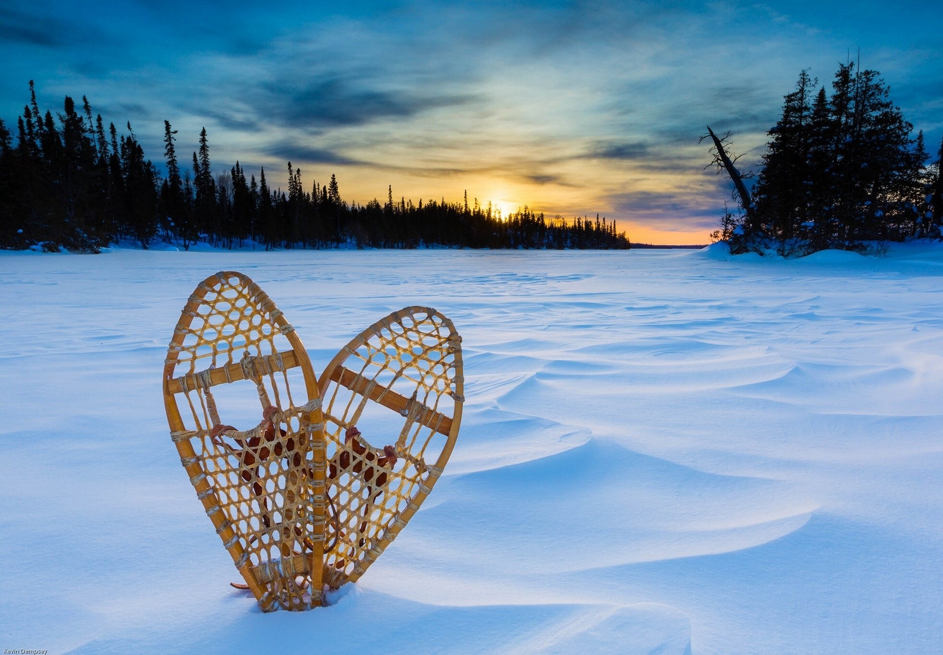 thunder bay ontario kanada obersee sonnenuntergang schnee schneeschuhe winter