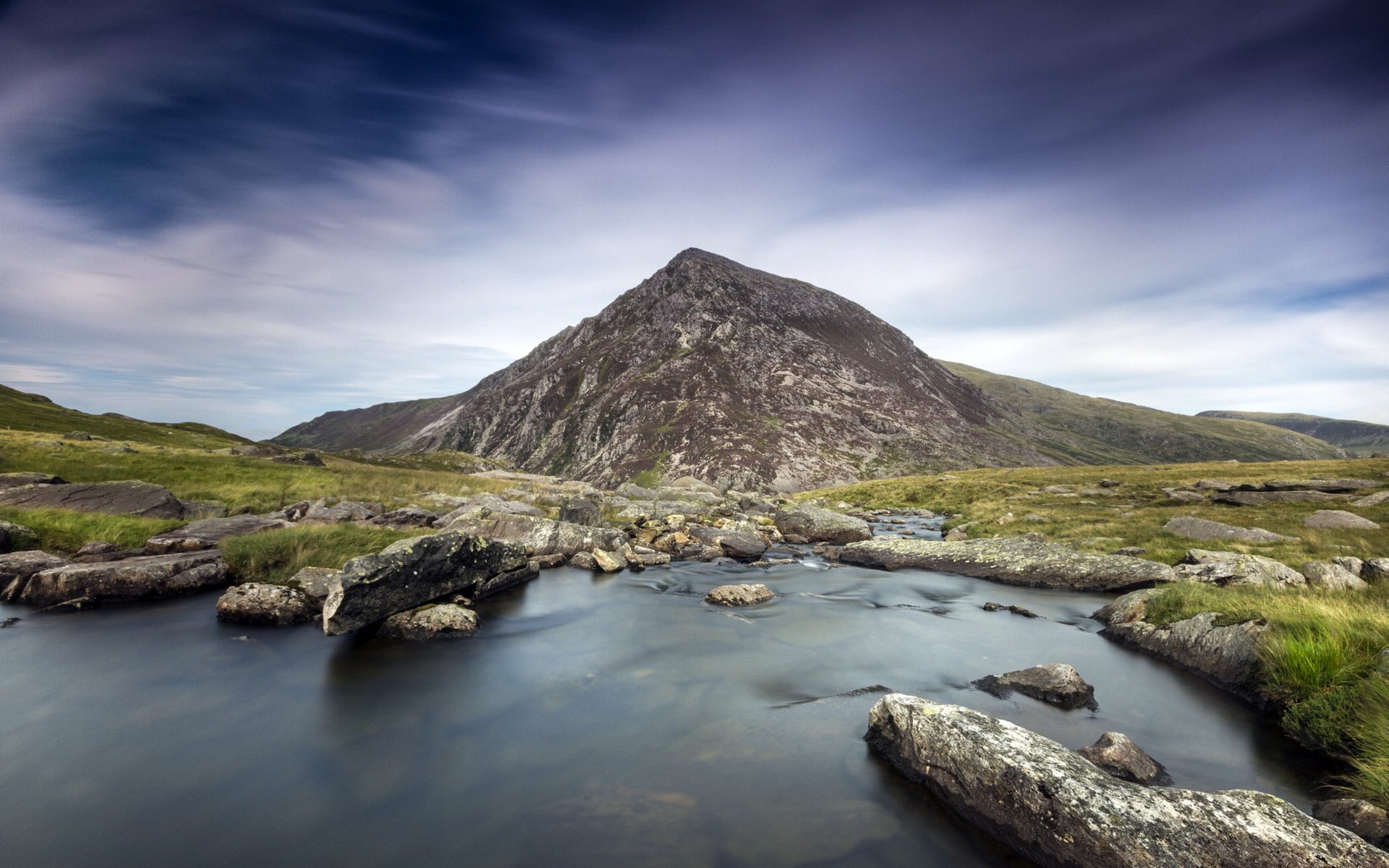 berg fluss landschaft