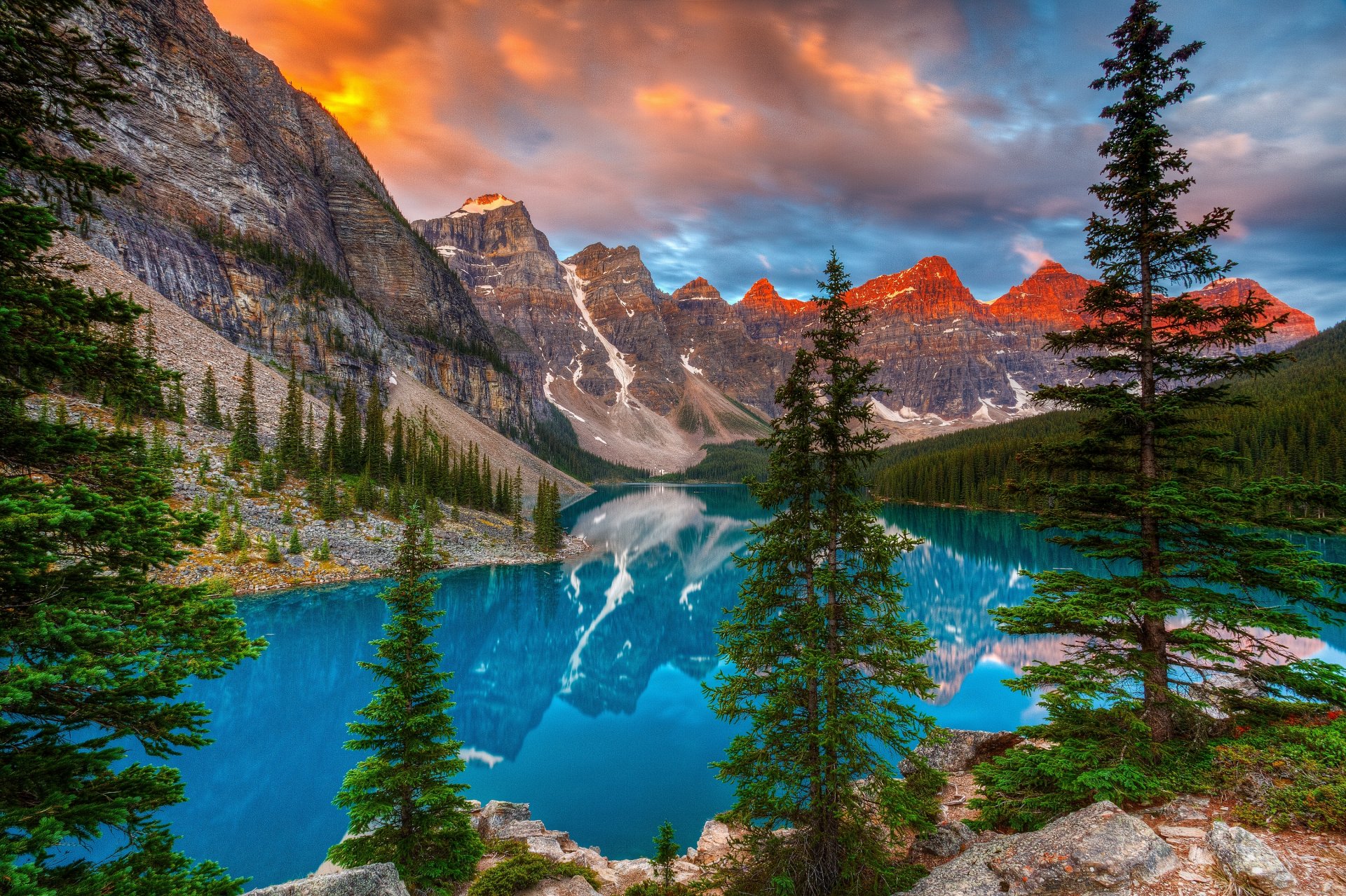 moraine parque nacional banff alberta canadá valle de los diez picos lago moraine banff montañas lago árboles reflexión