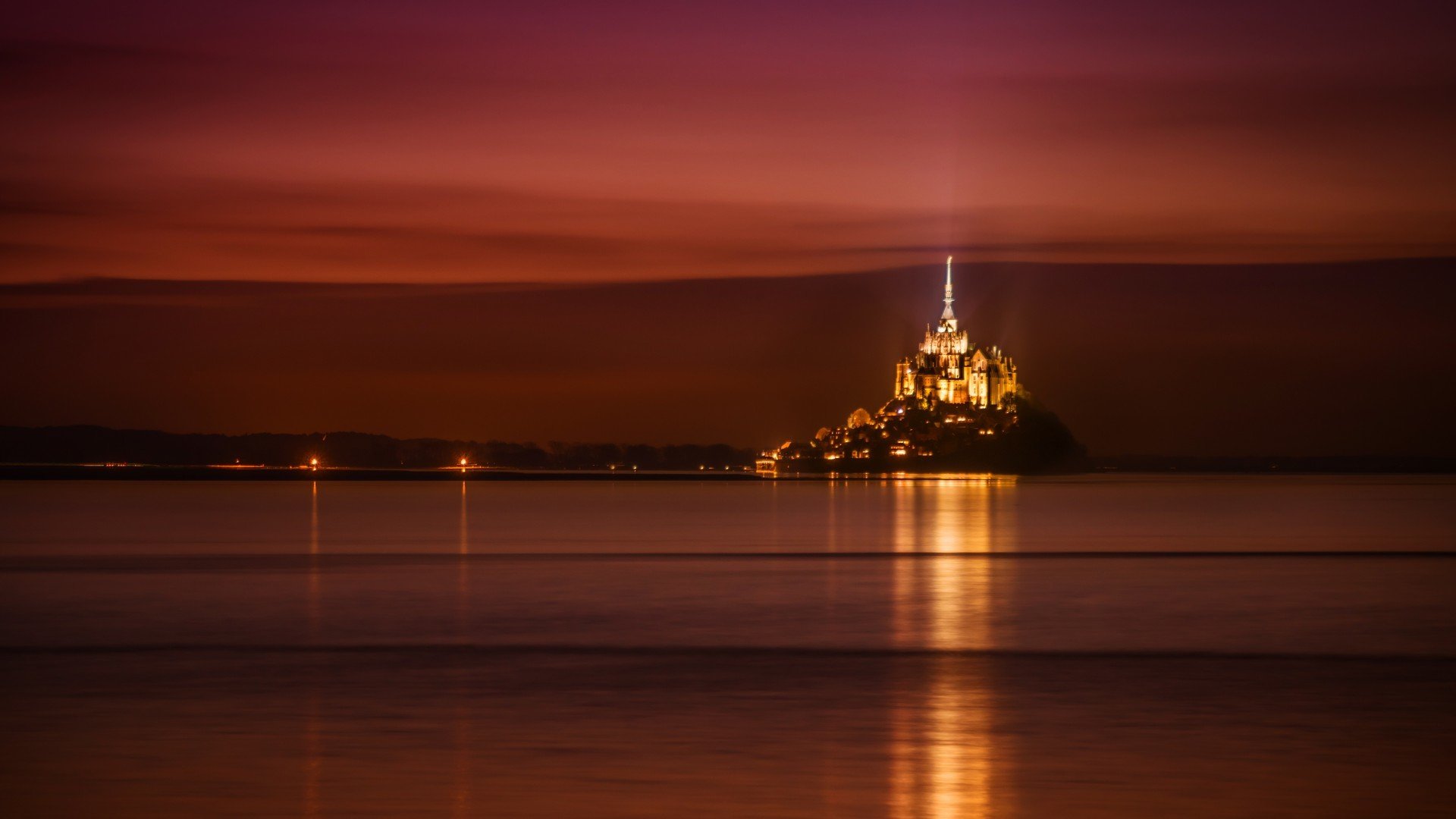 francia normandia castello mont saint michel cielo notte mare luci