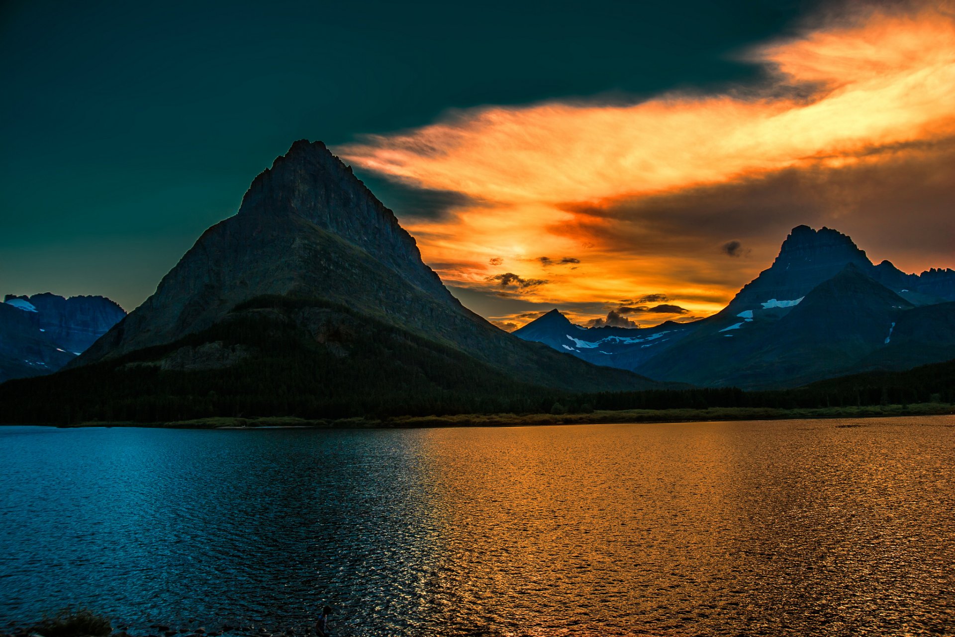 amanecer parque nacional glacier montana lago swiftcurrent pico grinnell montañas lago mañana parque montana