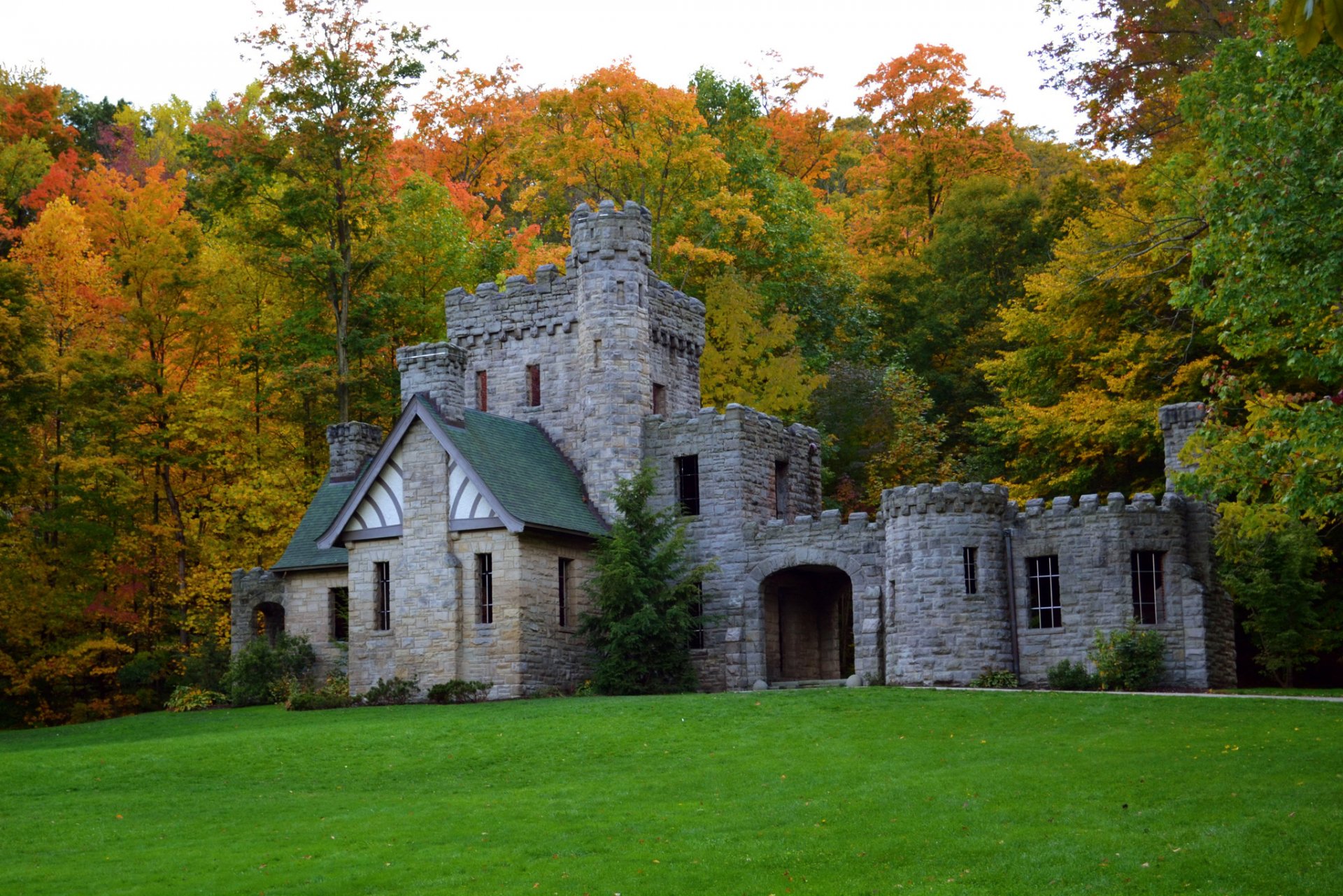 états-unis château de squire château forêt arbres automne clairière herbe