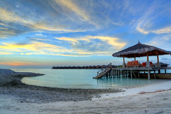 Bungalow maldiviano sul mare