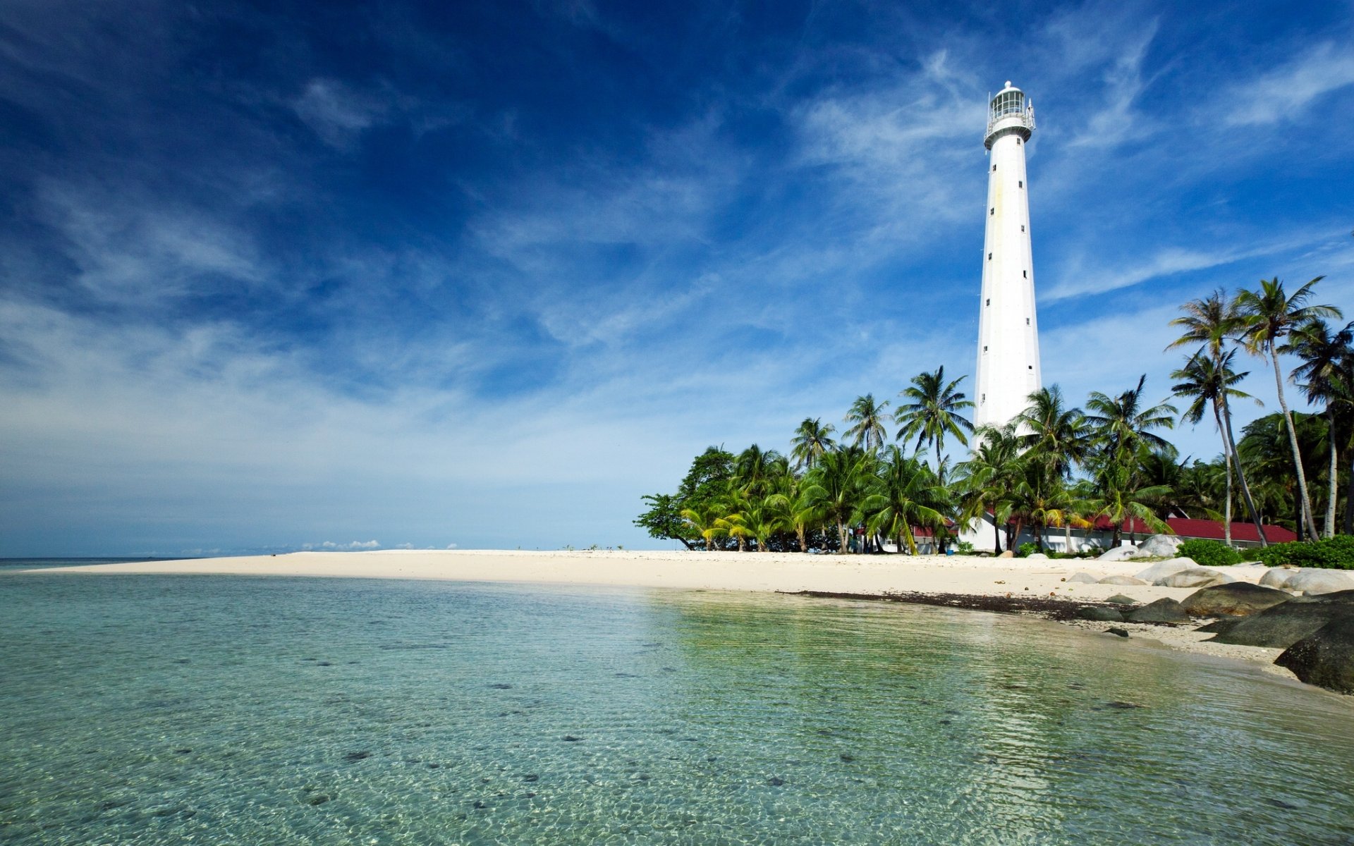 playa de tanjung kelayang isla de belitung indonesia mar de java belitung mar de java faro costa palmeras