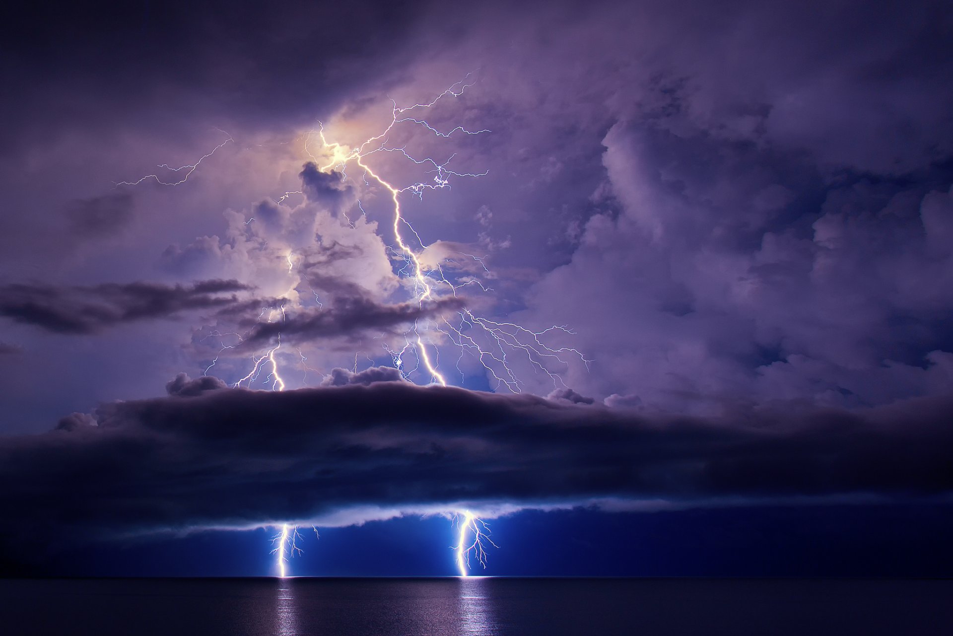 blitze himmel wolken meer ozean nacht