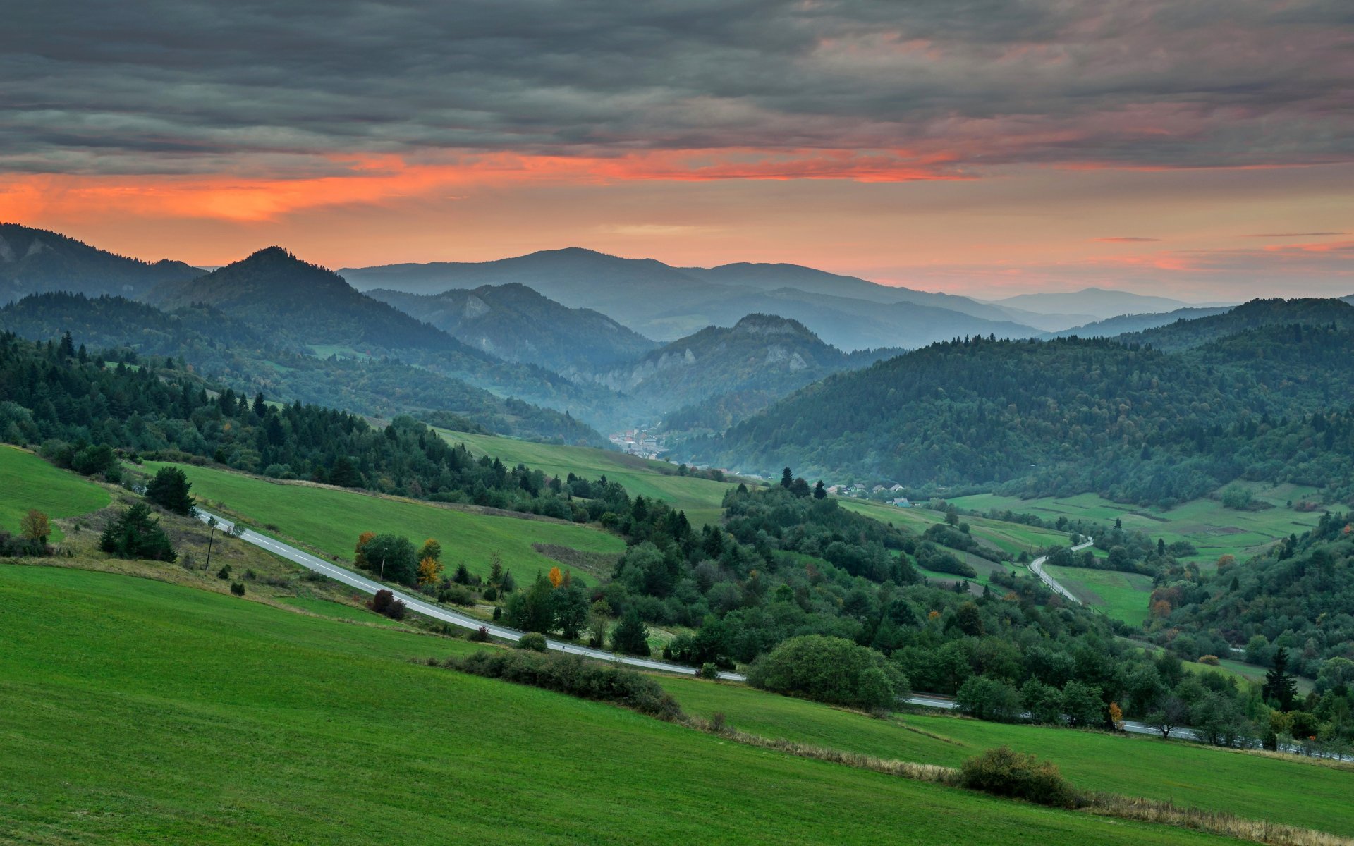 slovaquie montagnes forêt europe aube