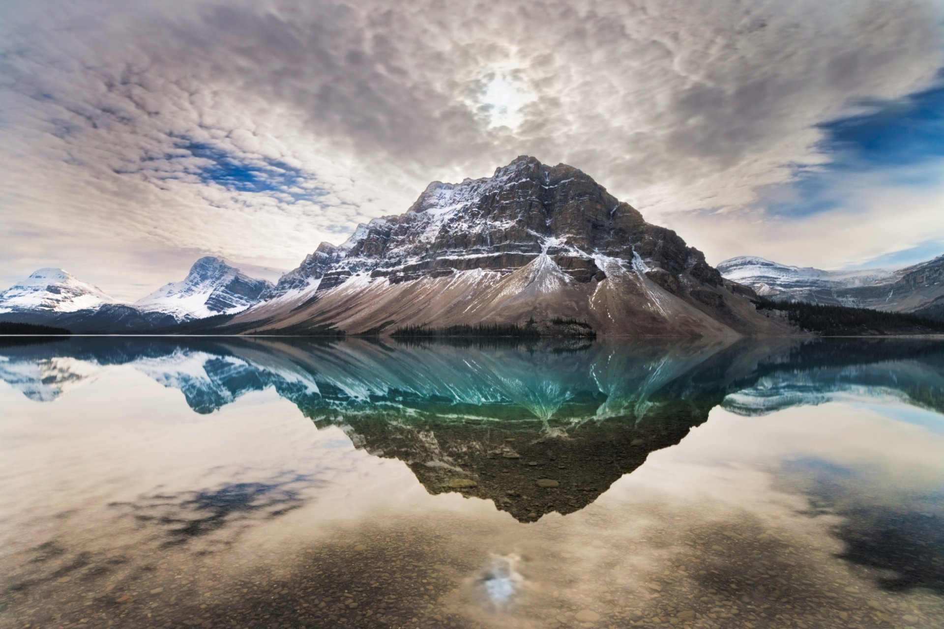 bow lake clouds reflection