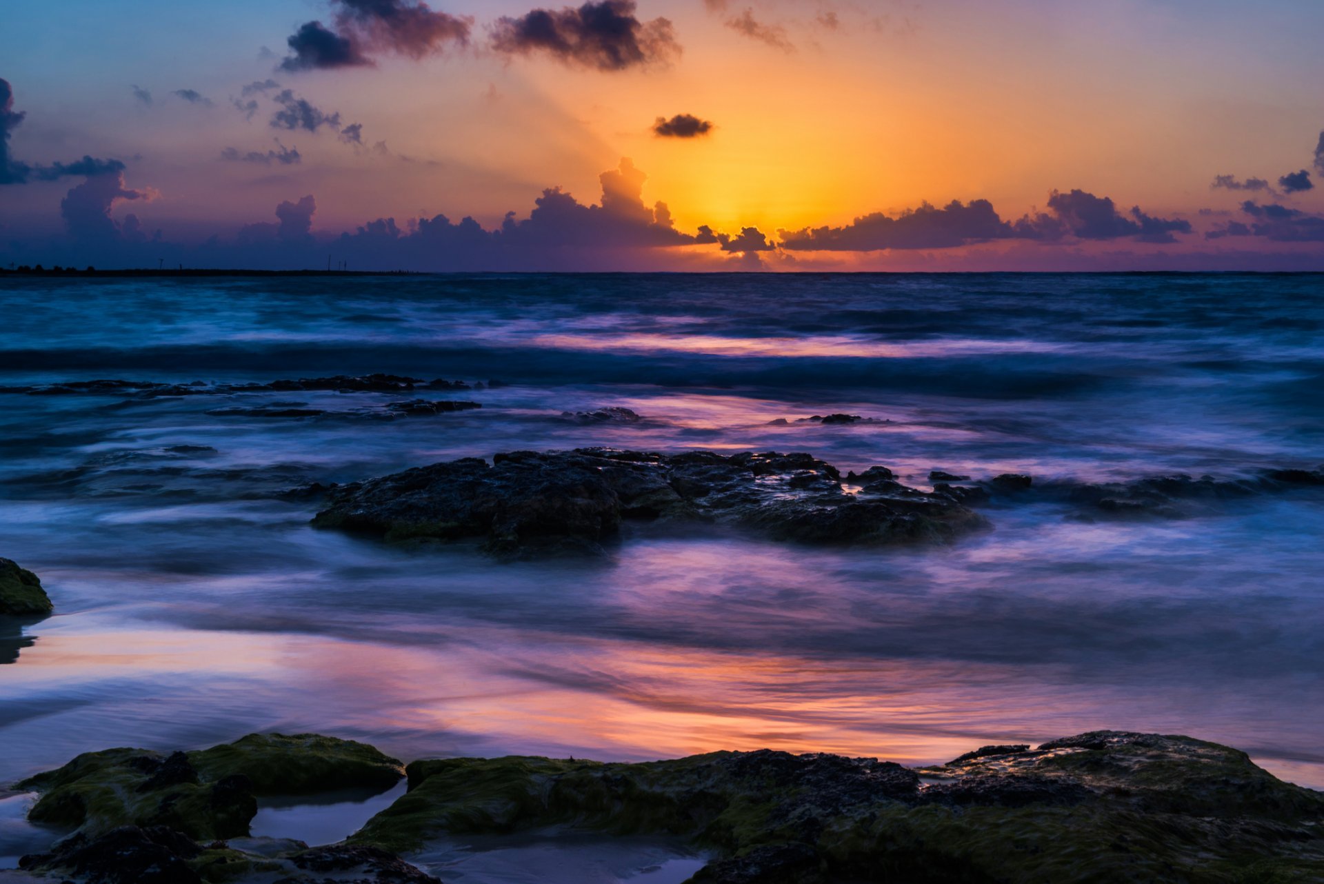 spiaggia di acumal messico tramonto