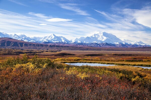 Amazing mountain ranges in Alaska