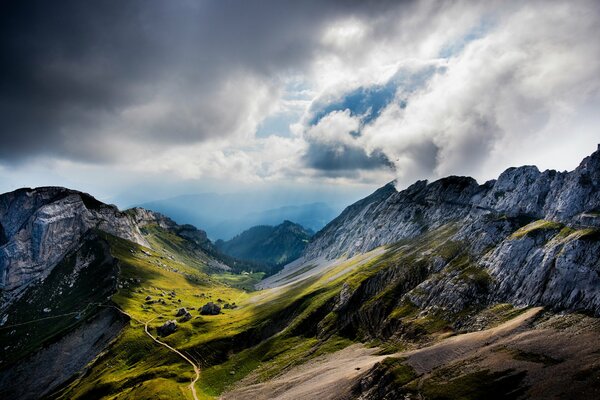 Der Pilatusberg in der Schweiz, schöner Blick auf die Berge in der Schweiz