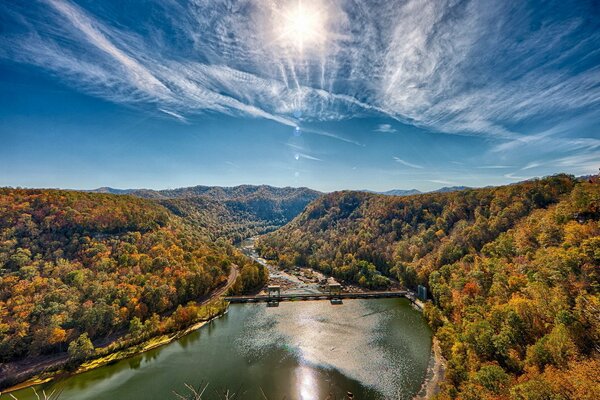 Picture of a river with platinum