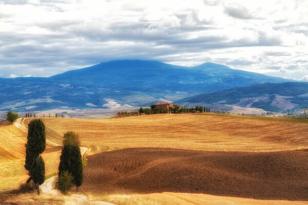 The serene mountain hills of Tuscany