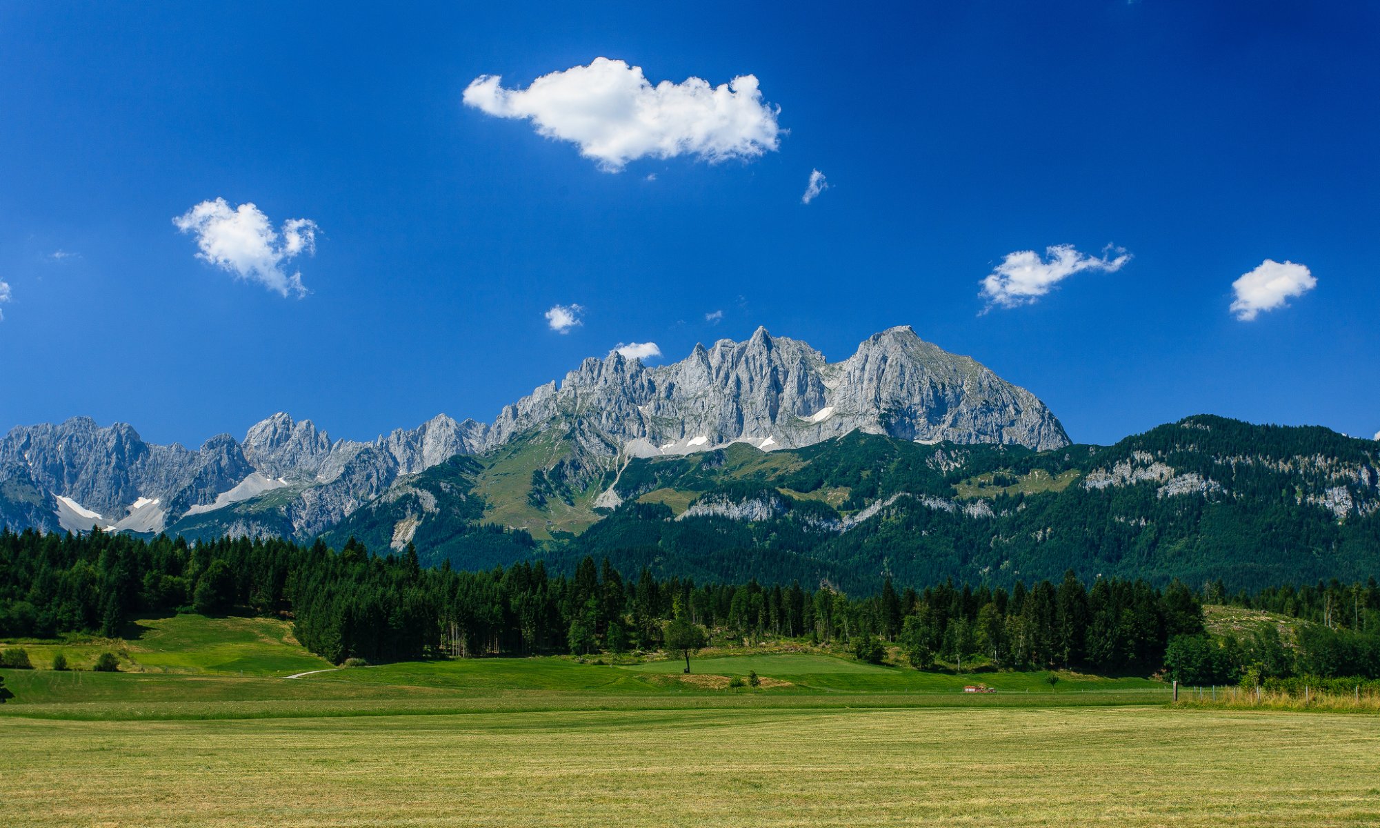 wilder kaiser austria alpy góra wilder kaiser góry łąka las