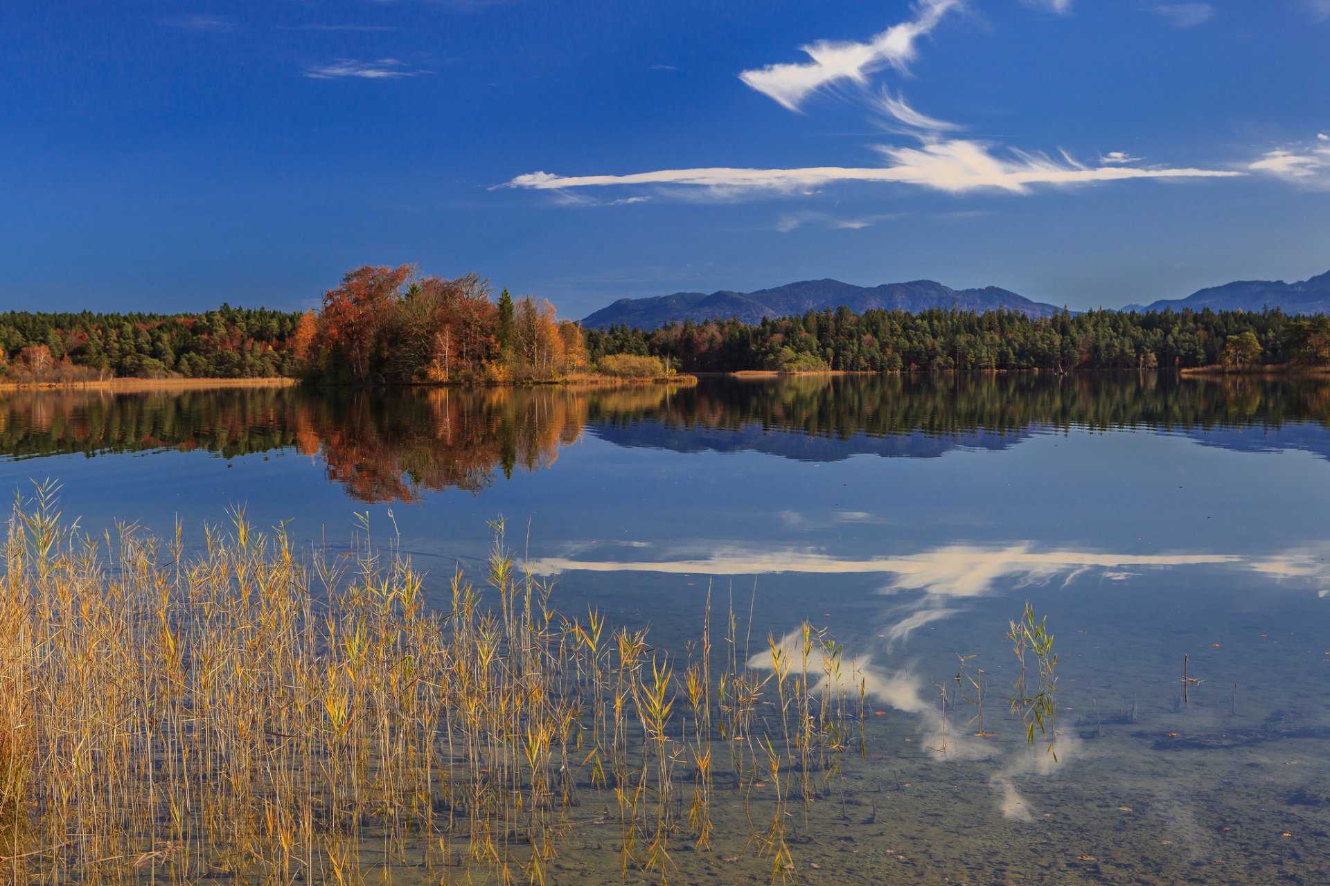 oster lakes bawaria niemcy jezioro jesień las góry odbicie