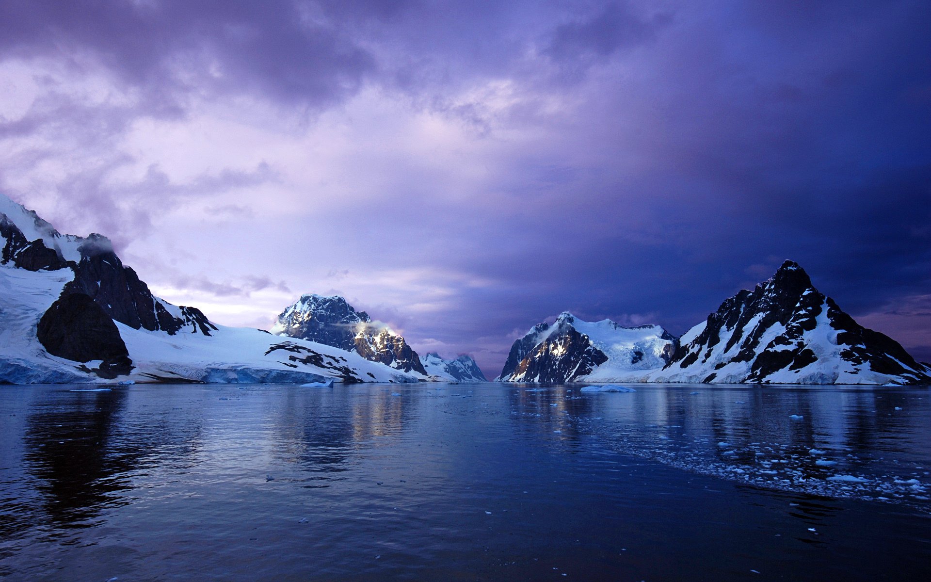 antarctique coucher de soleil montagnes glacier océan neige