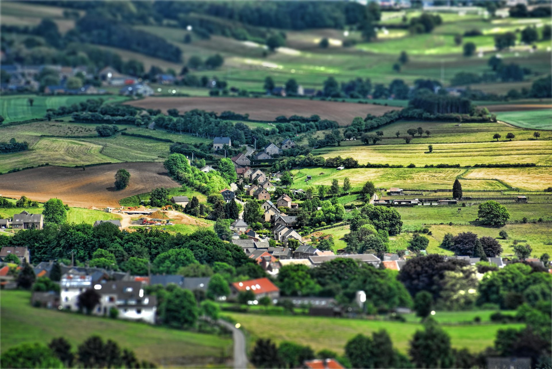 tilt-shift effect village belgium