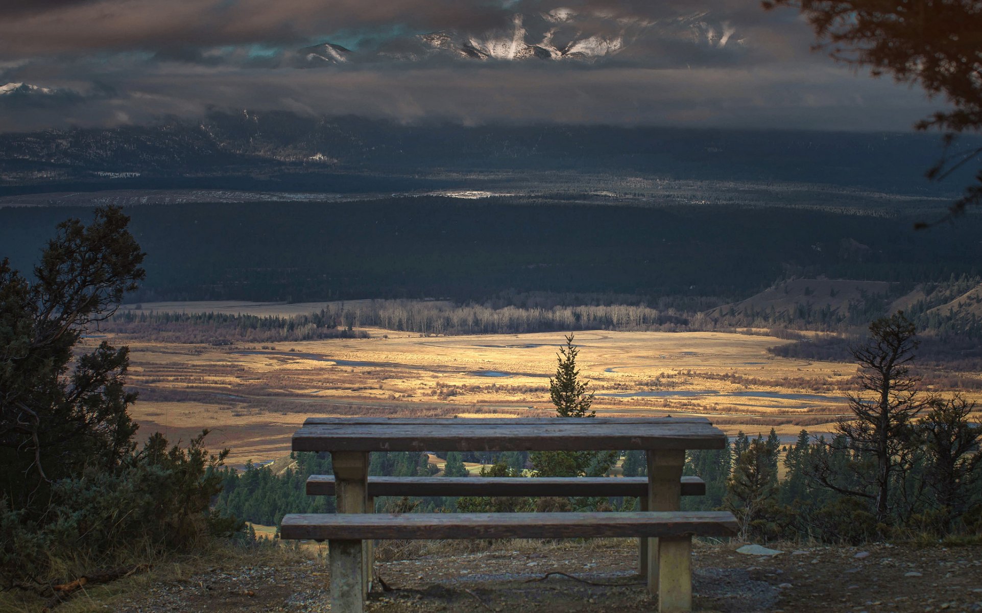 columbia valley mountain views british columbia