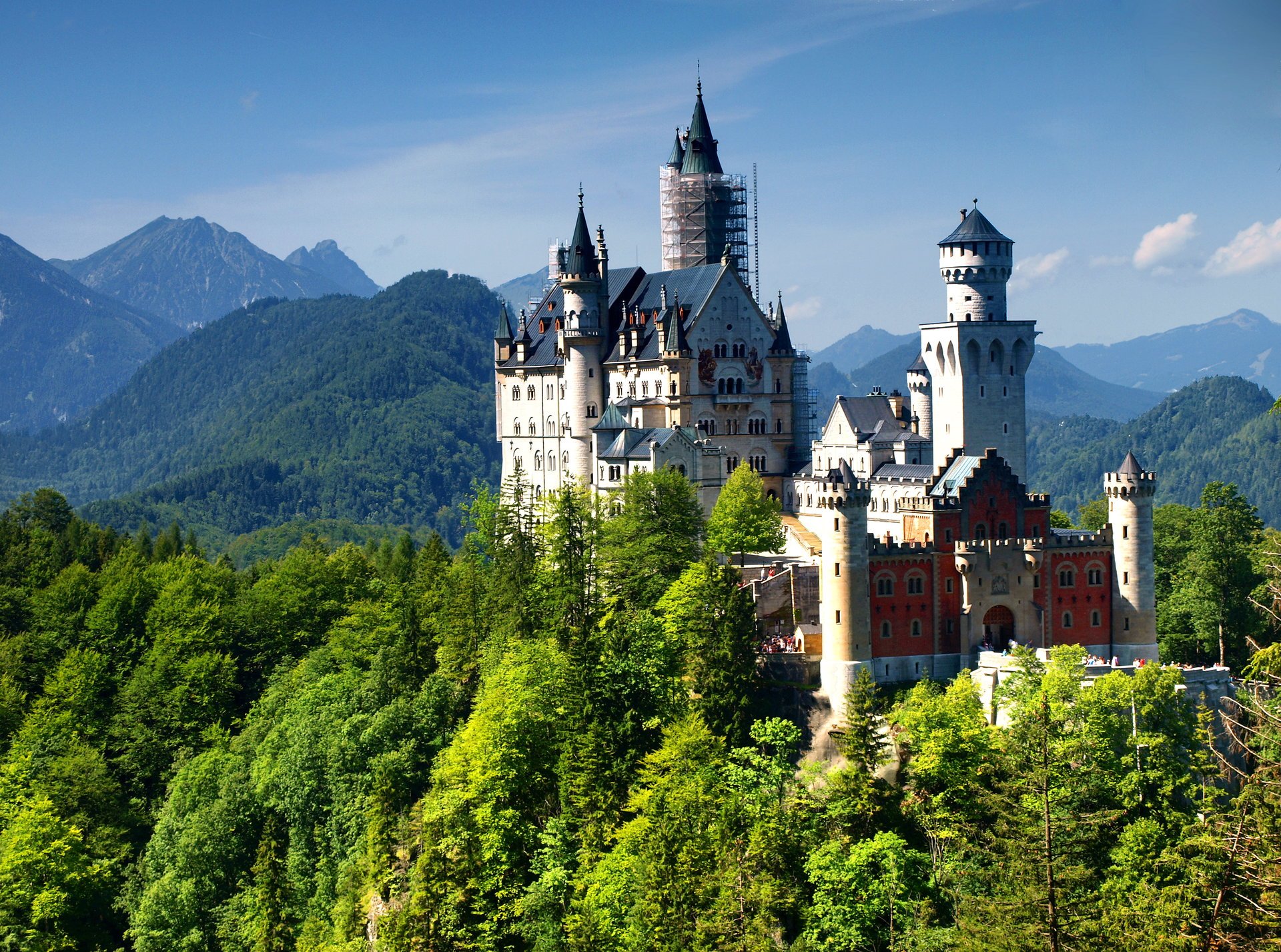 castello di neuschwanstein baviera germania alpi montagna castello neuschwanstein