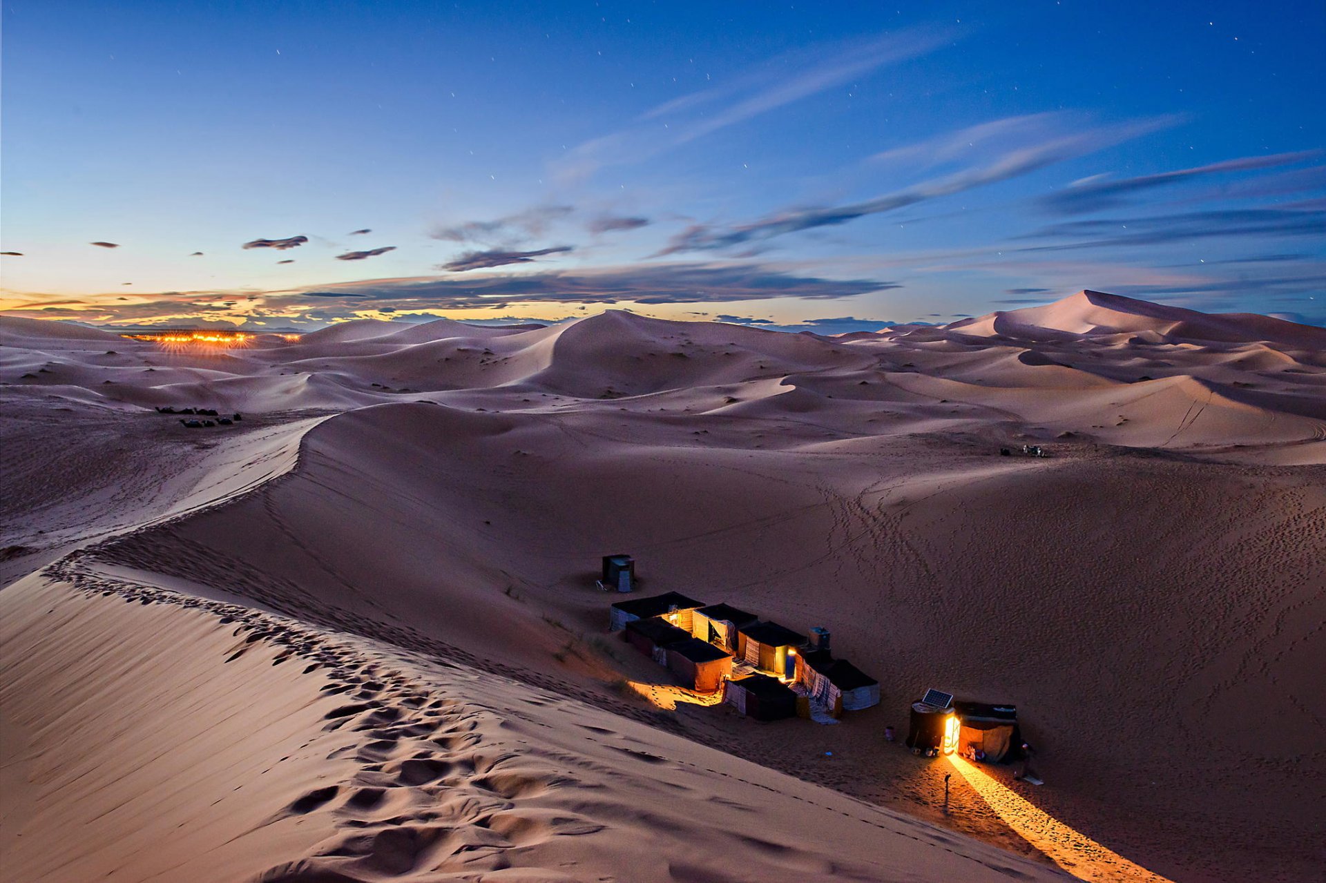 aube désert tentes nature dunes