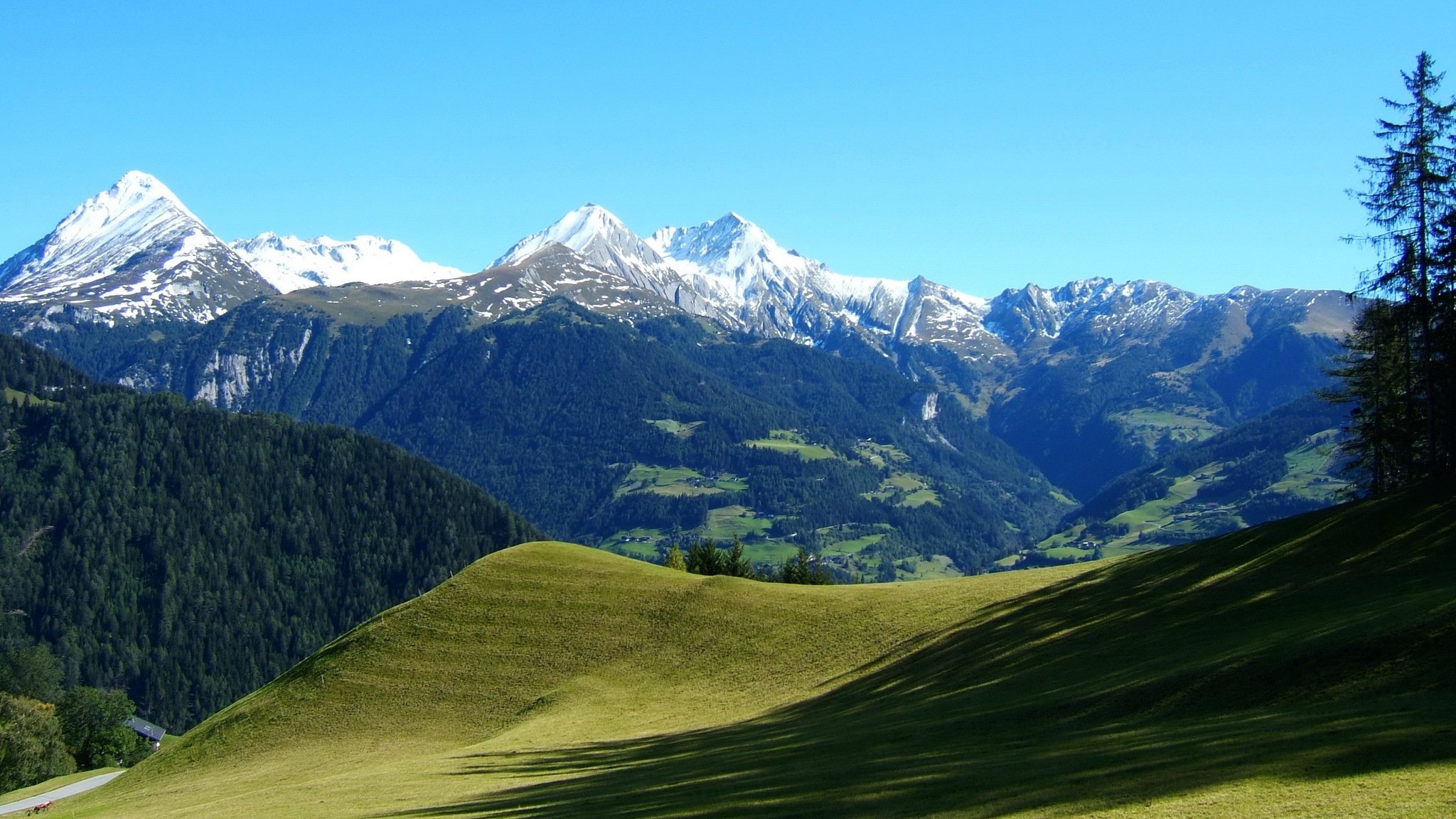 montañas austria paisaje alpes laderas naturaleza