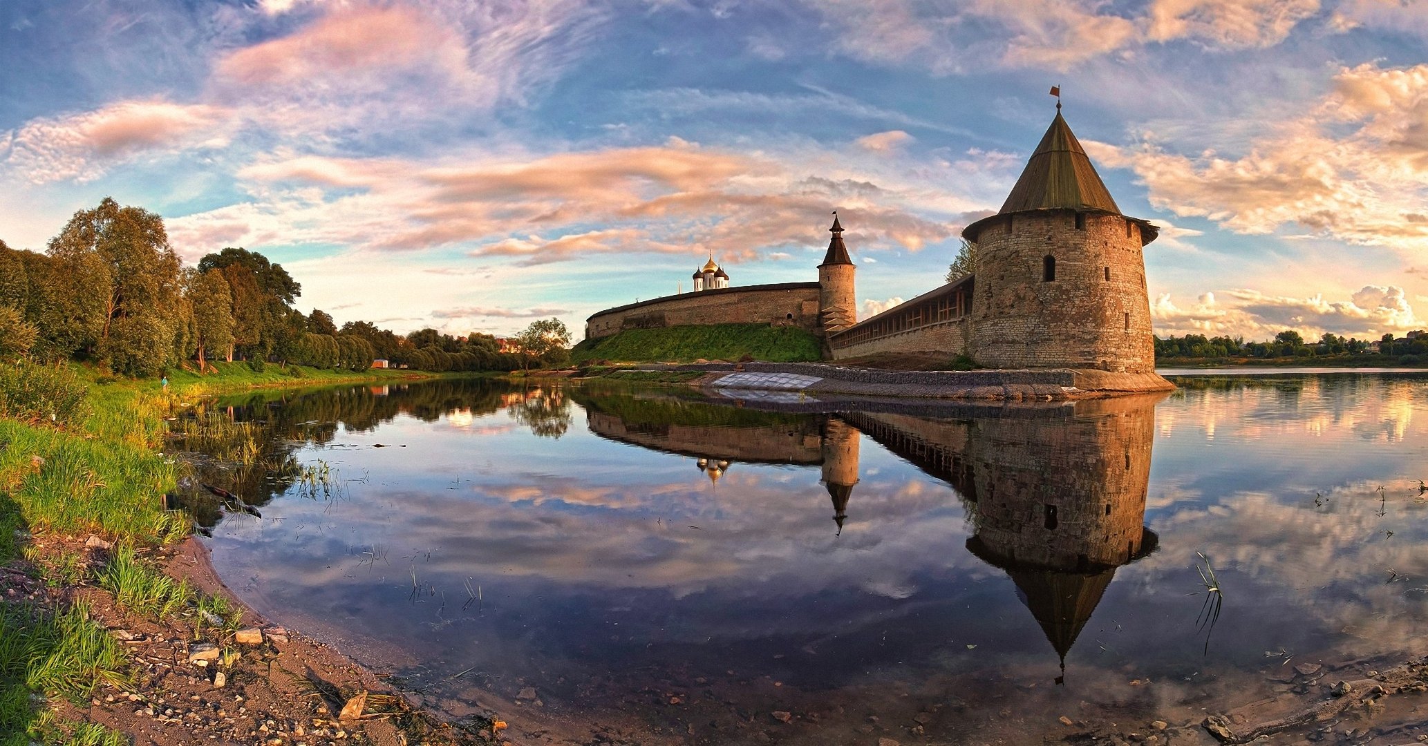 jezioro świątynia ściana