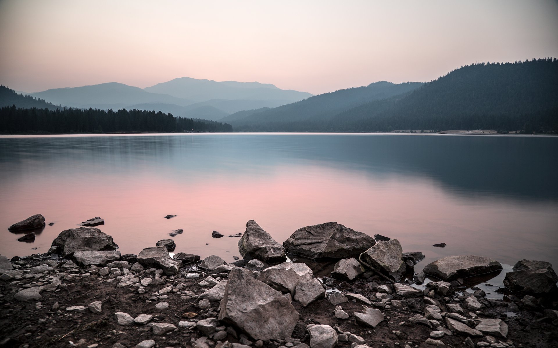 lago siskia lago montagne pietre