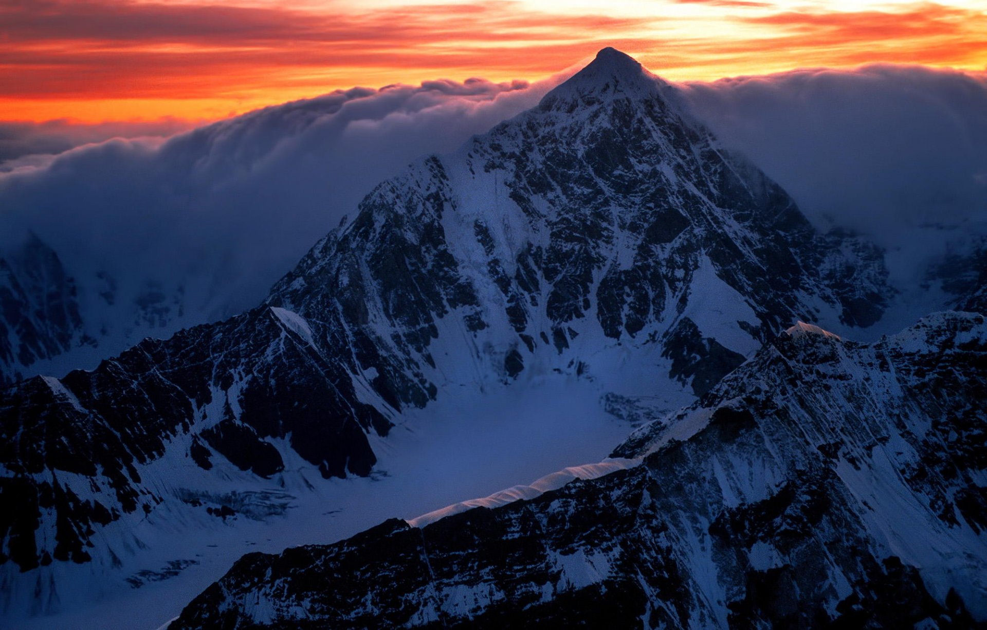 mountain snow dawn landscape summit cloud