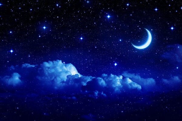 Обои с ночной сказкой: небо, месяц, облака