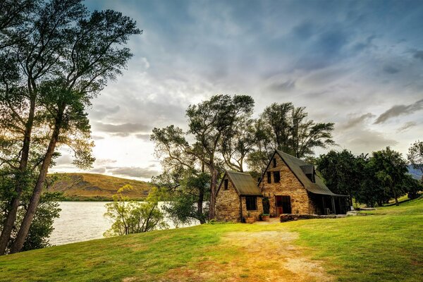 Cabaña junto al lago en nueva Zelanda