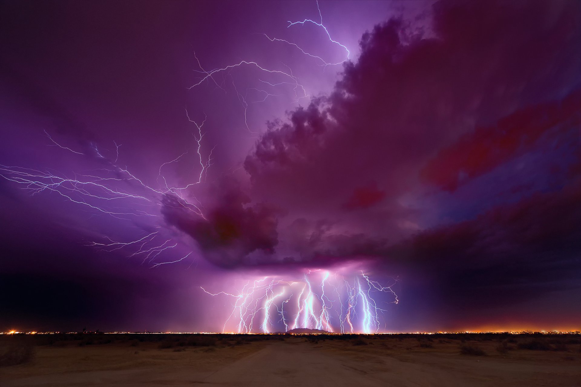 notte sera cielo nuvole temporale fulmine fulmine arizona