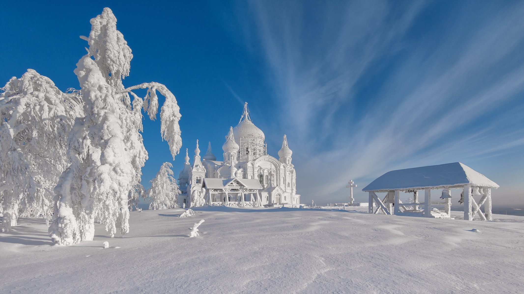 monasterio de belogorsk invierno nieve