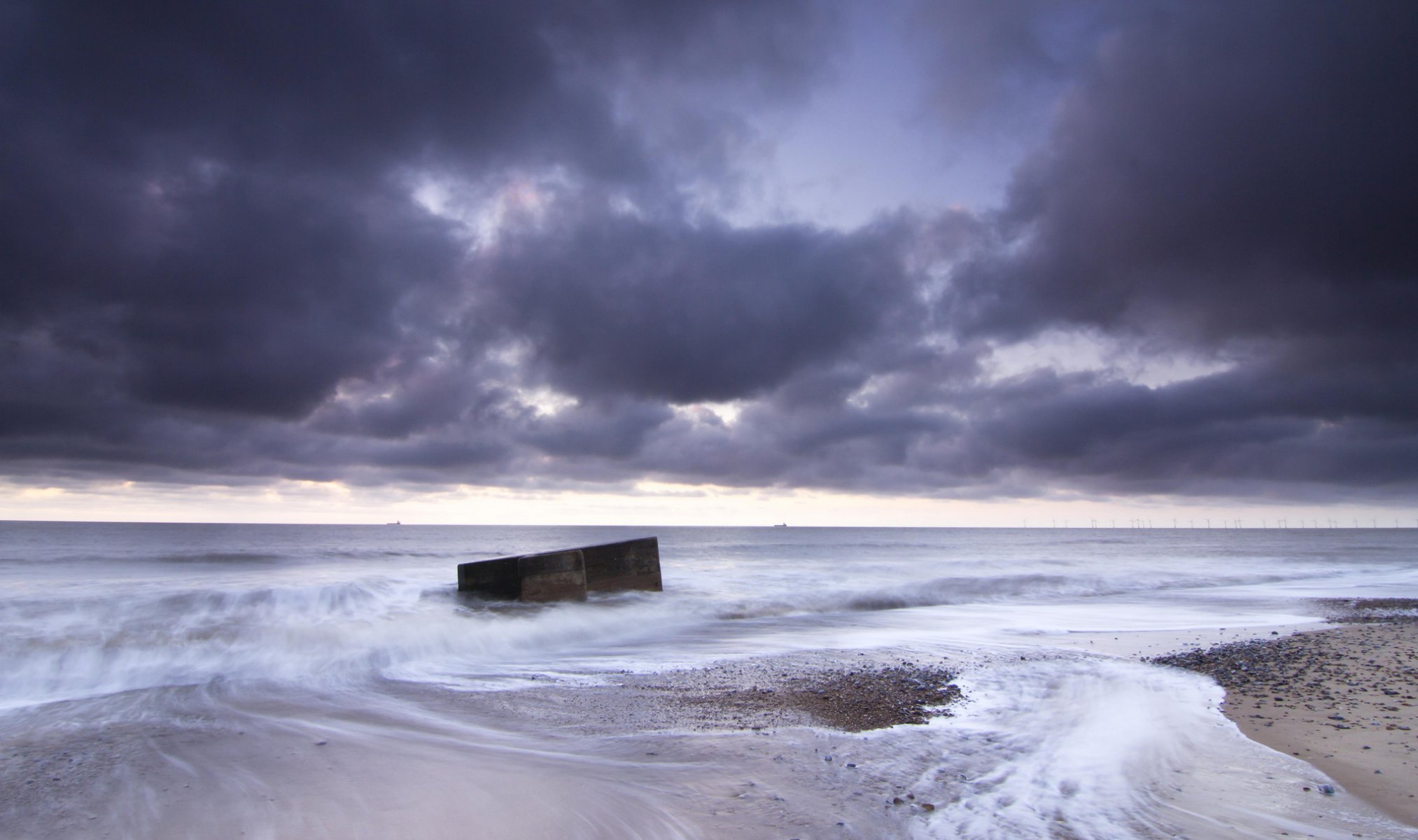 reino unido inglaterra norfolk mar del norte costa tarde lila cielo nubes