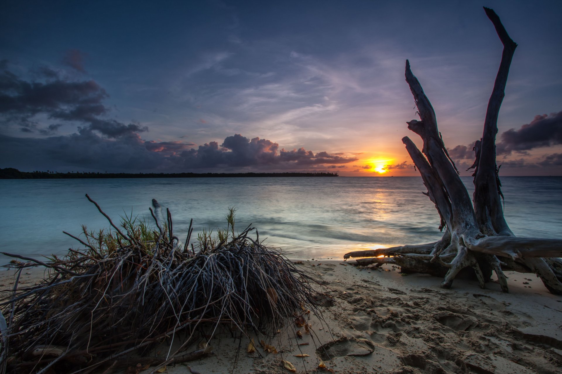 plage mer baie coucher de soleil