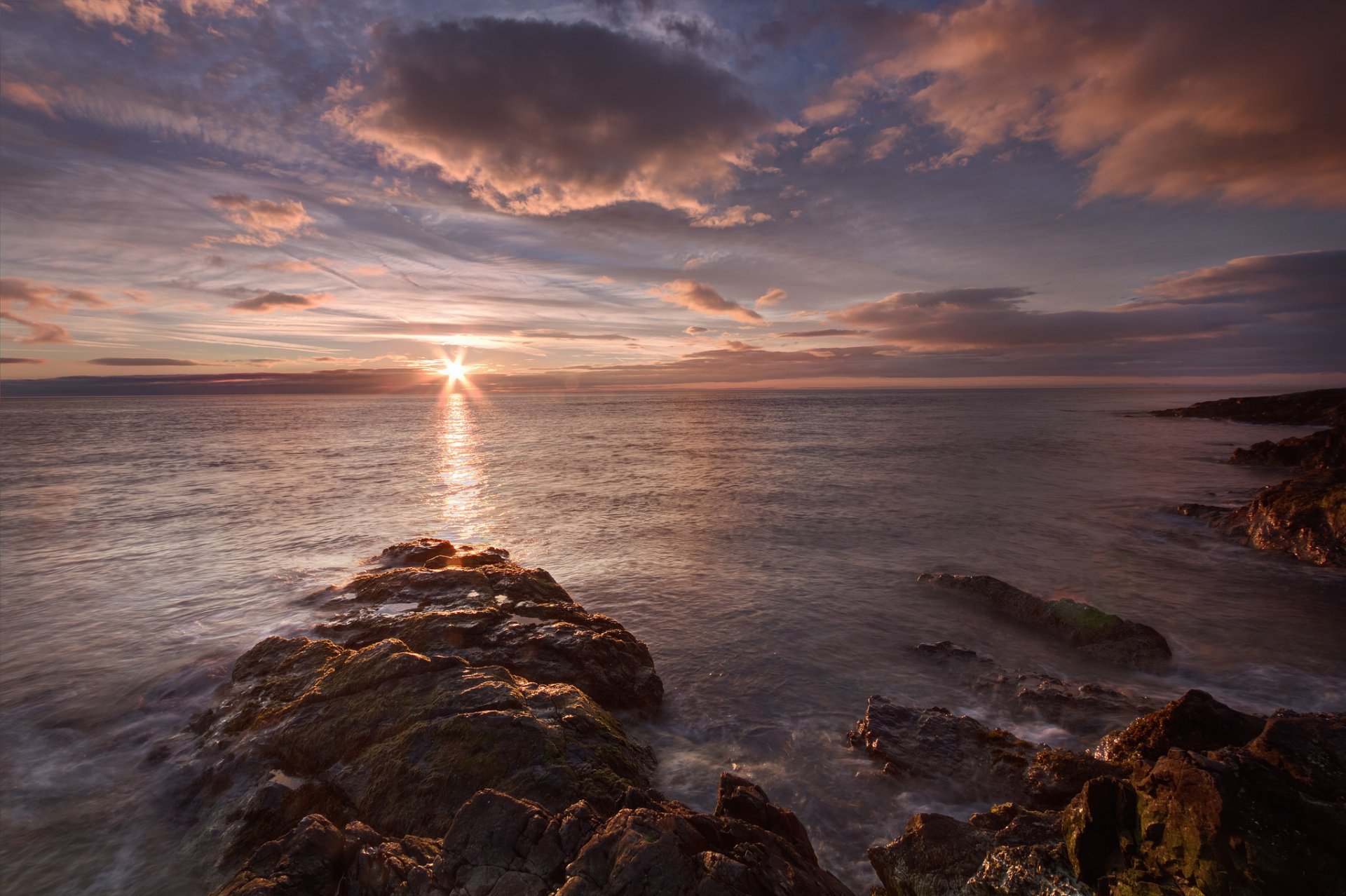 mare sole nuvole sera tramonto