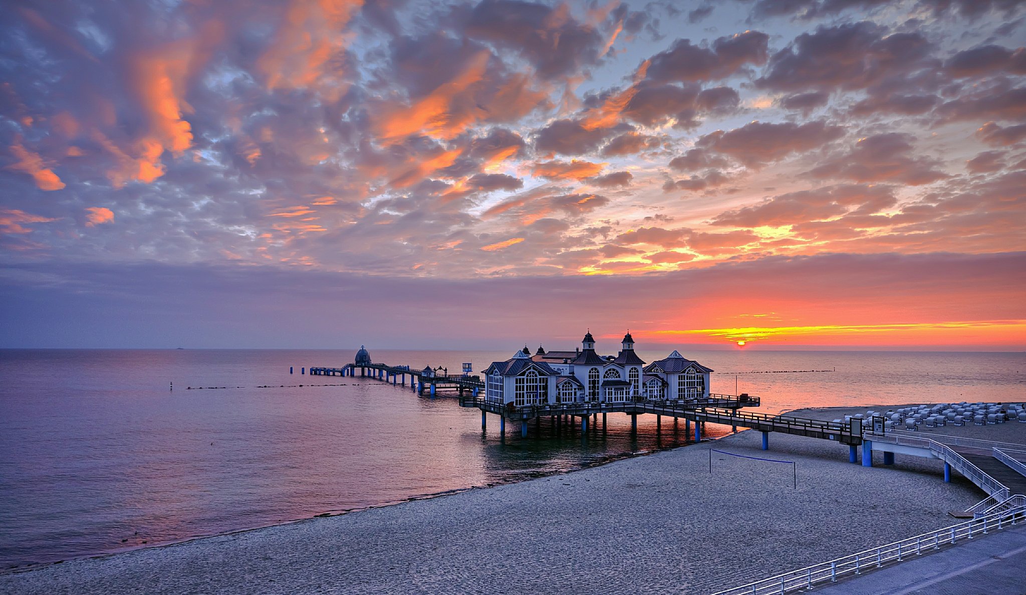 sellin allemagne festin de sellin jetée mer baltique coucher de soleil restaurant