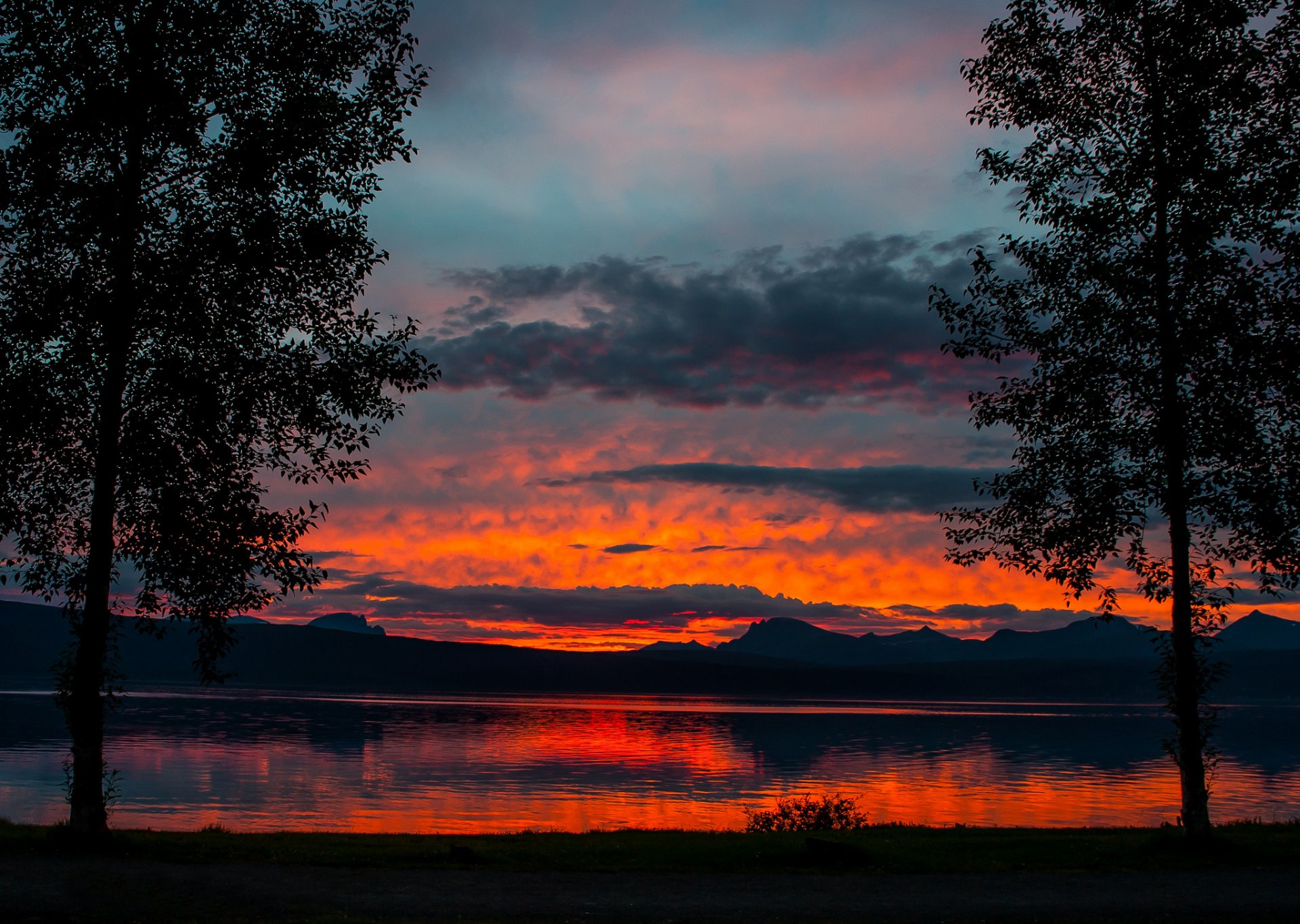 berge see bäume sonnenuntergang dämmerung