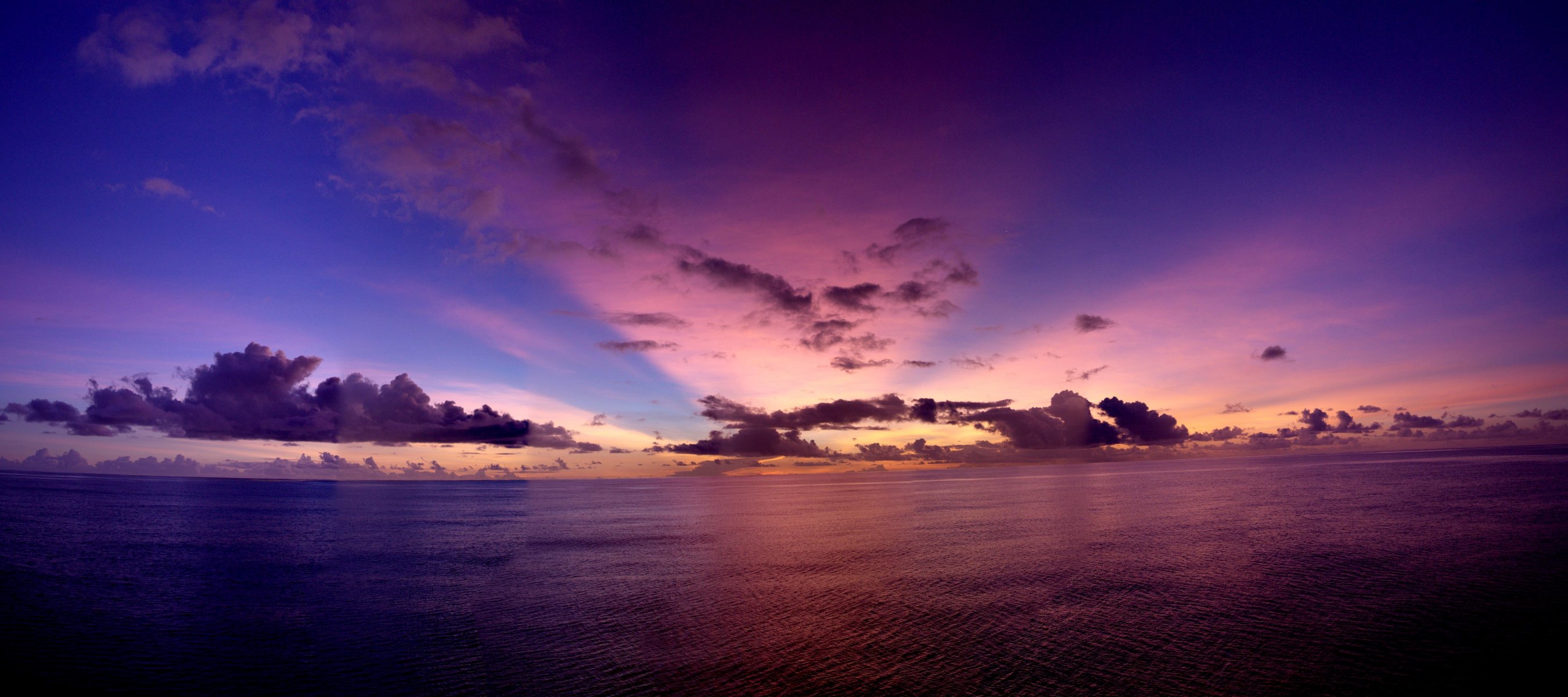 océan pacifique soir coucher de soleil ciel nuages rayons eau