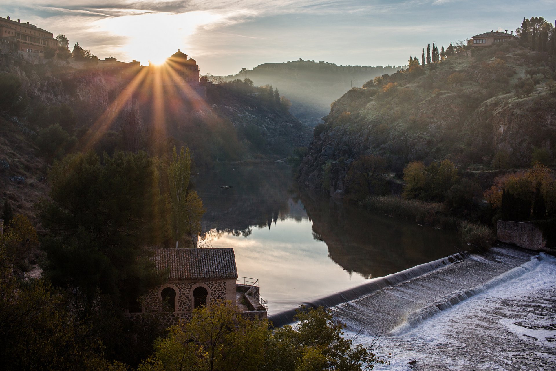 pain toledo river tahoe morning sun light sunrise rays nature panorama views height