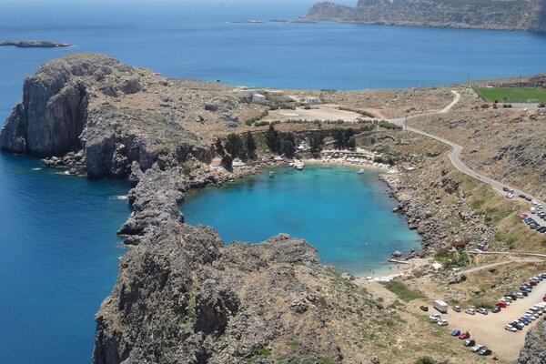 Die Bucht von Lindos auf der griechischen Insel