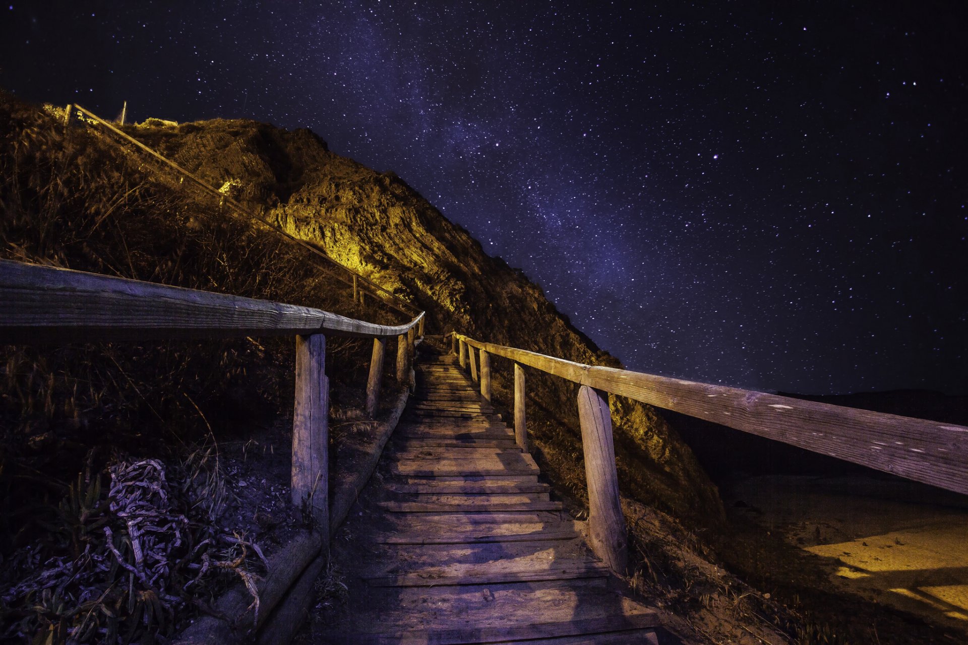 montagne escalier garde-corps nuit étoiles voie lactée