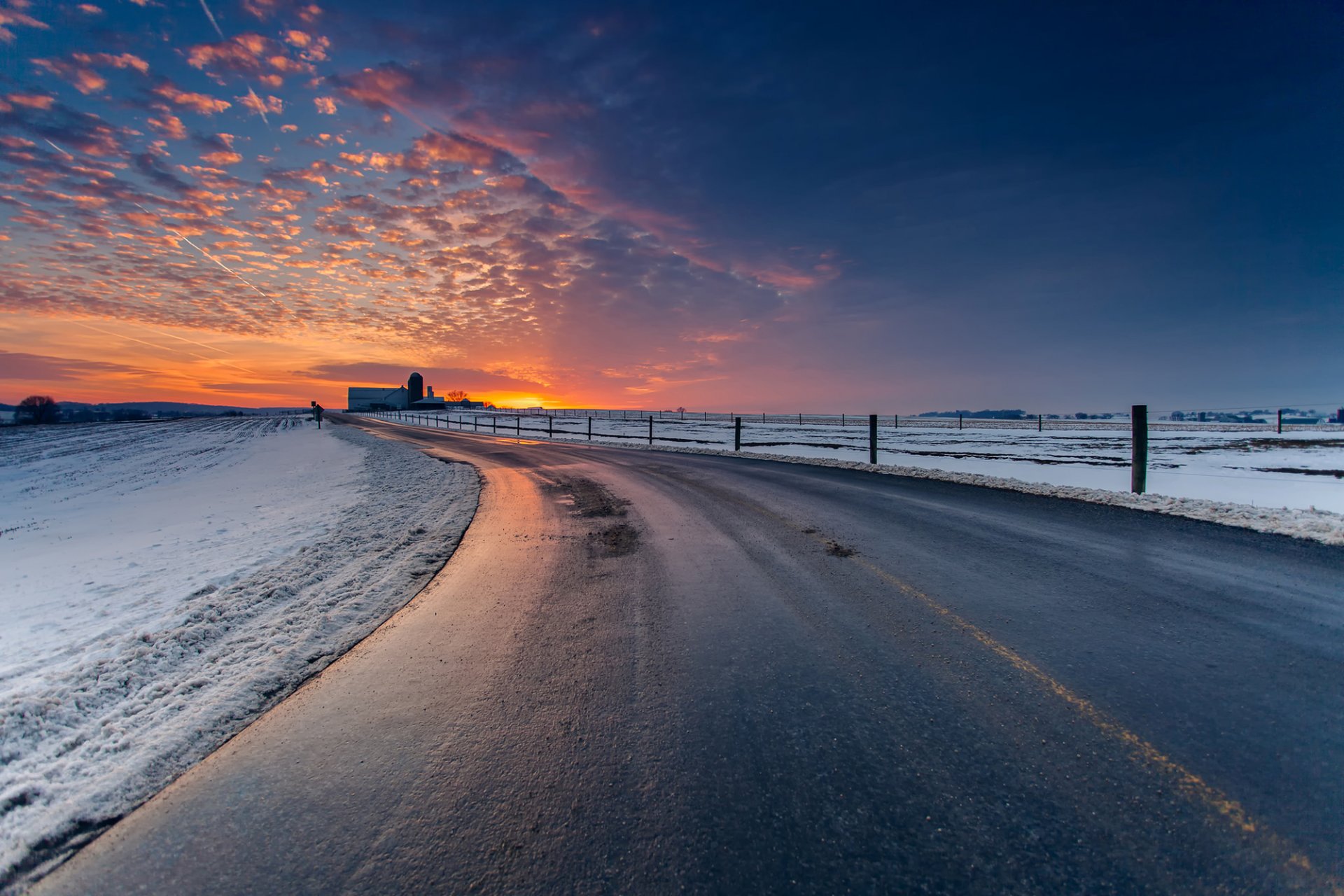 nature paysage hiver neige route crépuscule coucher de soleil ciel nuages