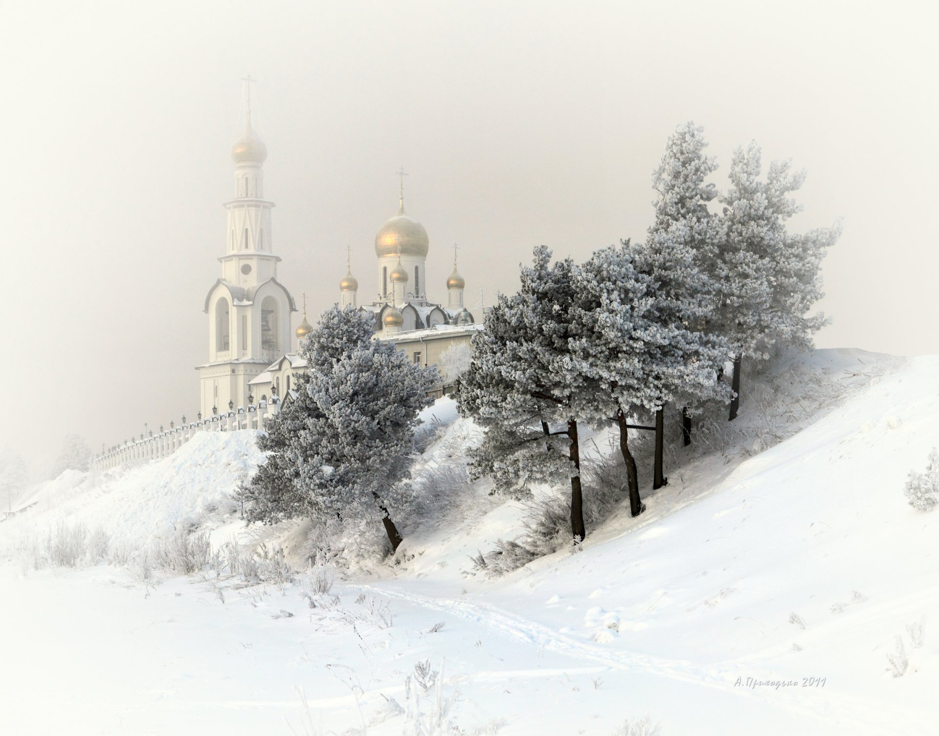 templo iglesia invierno surgut