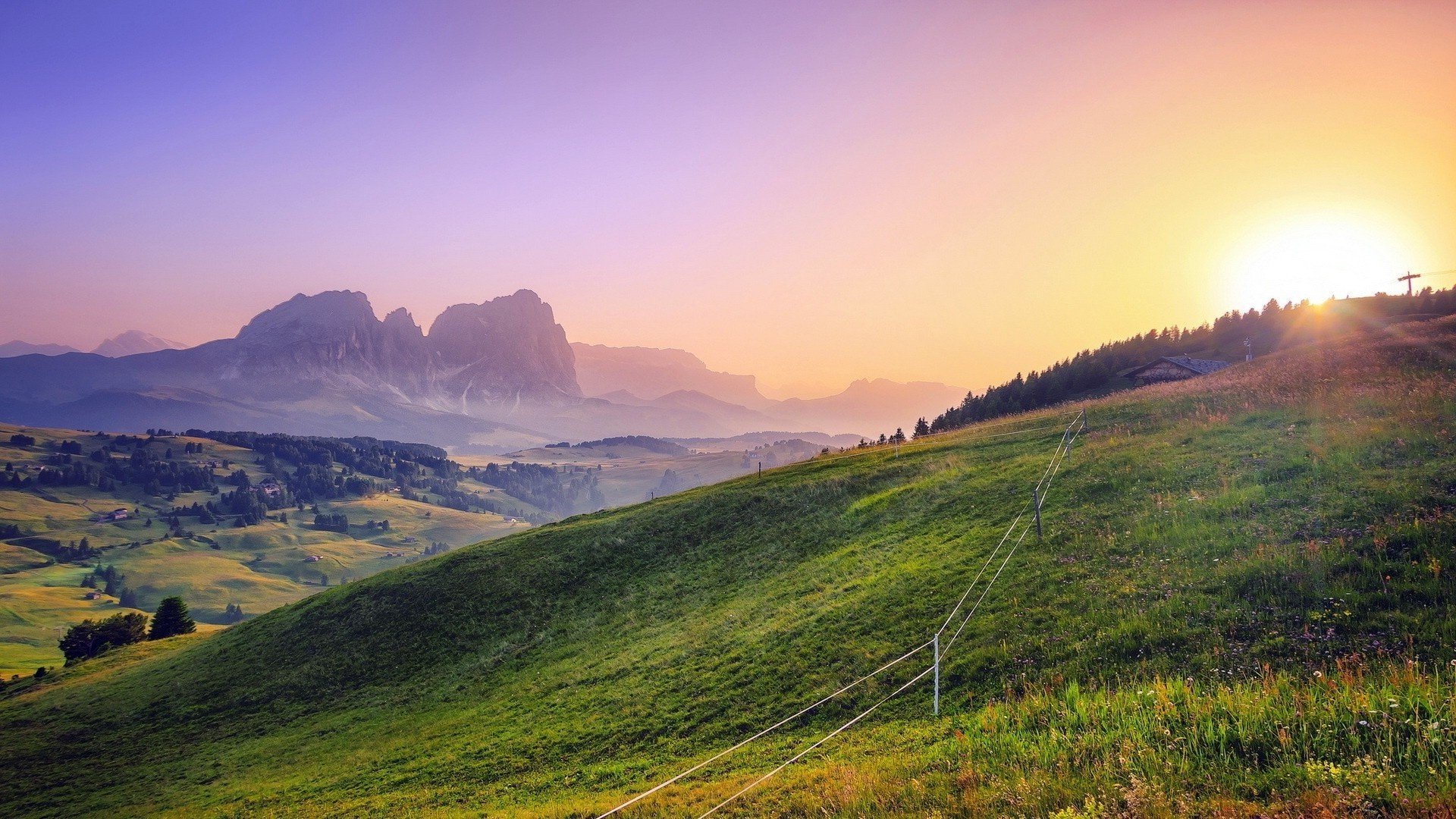 schöne aussicht sonnenlicht berge gras märchenlandschaft