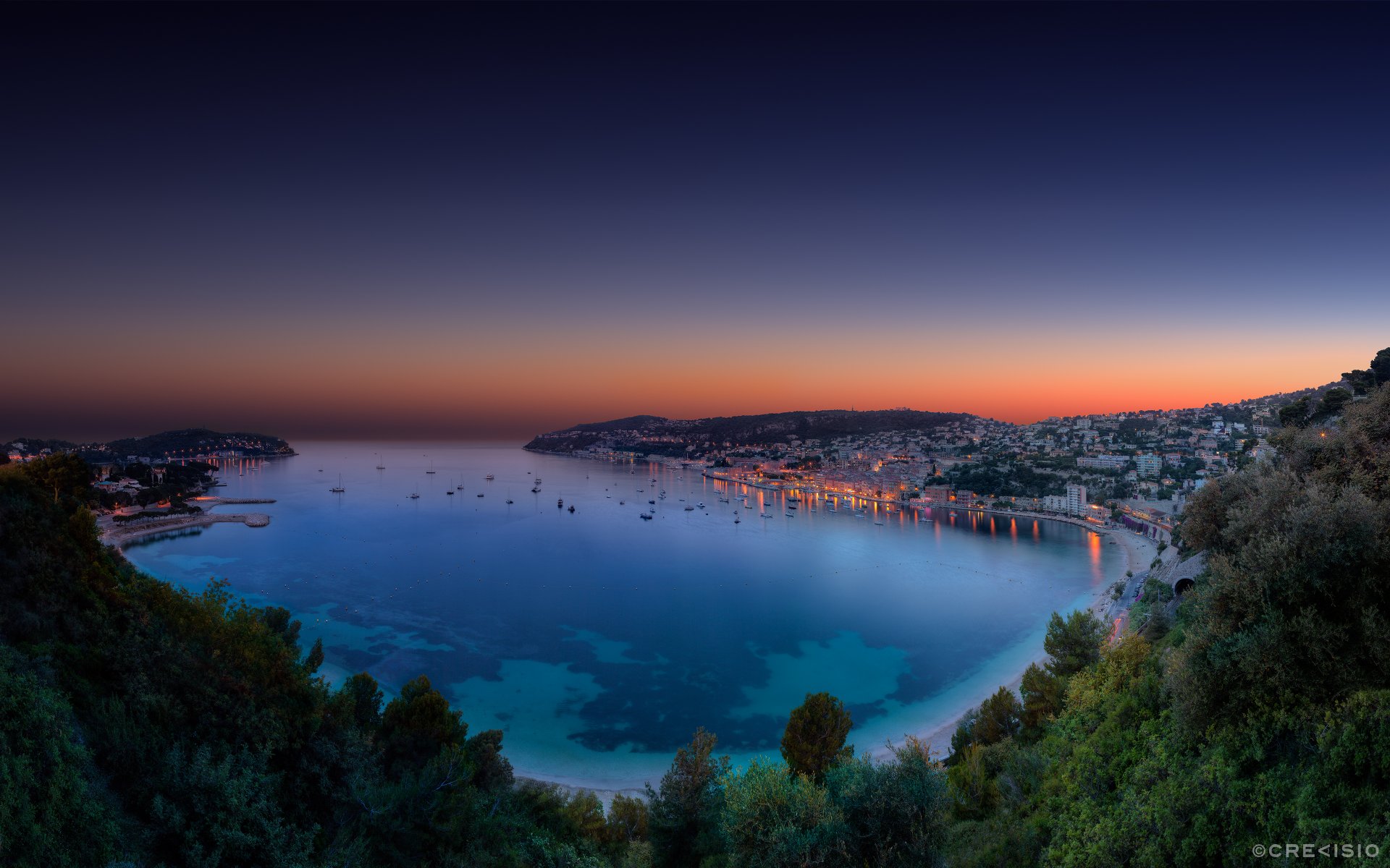 villefranche sur mer french riviera night panoramma bay gulf twilight sunset monaco