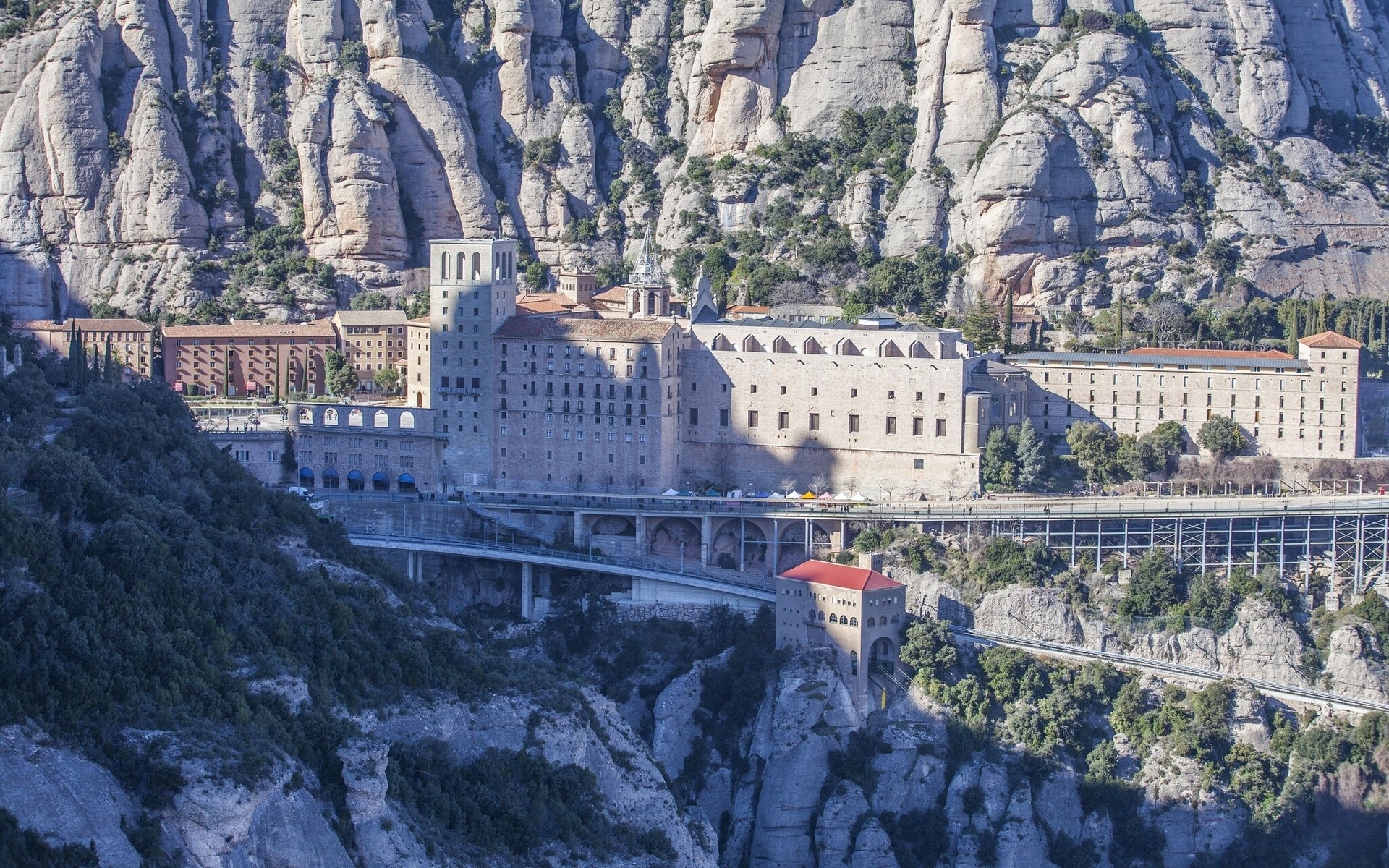 anta maria de montserrat catalonia spain montserrat monastery mountain rock