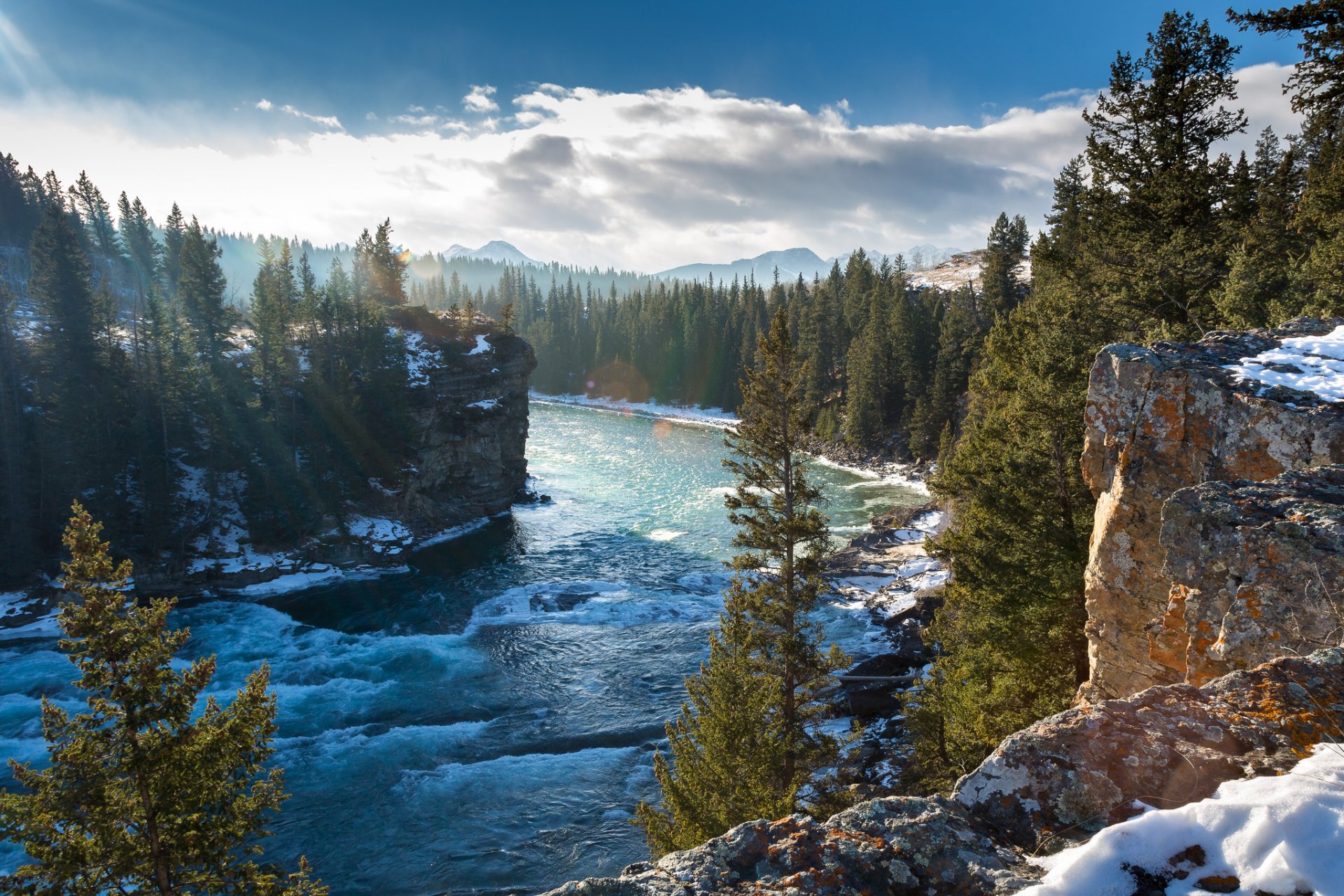 bow river alberta kanada bow river berge felsen winter bäume