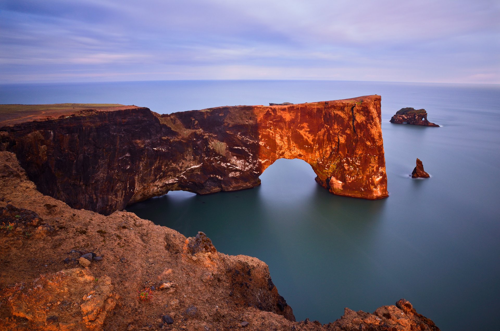 dyrholaey arch iceland cape dyrhólaey atlantic ocean rock arch coast