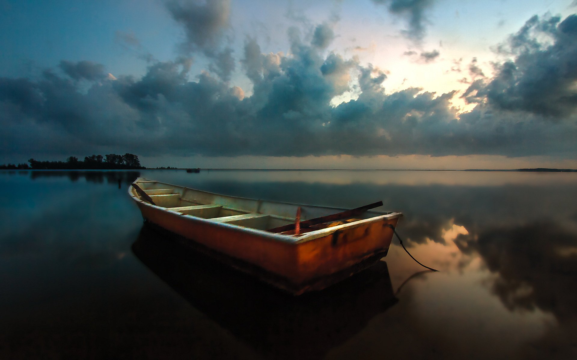 gulf boat clouds dawn