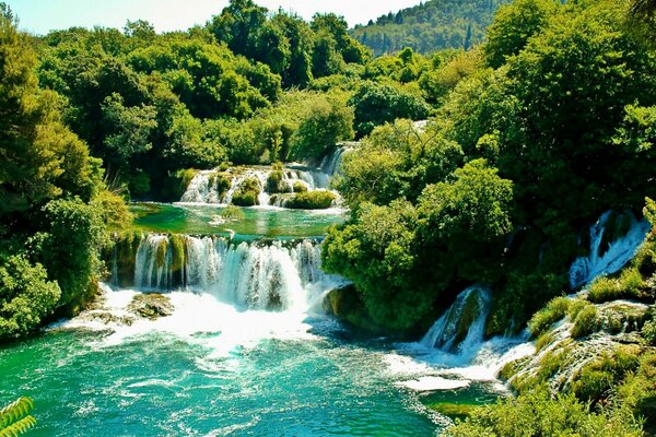 Водопад в Национальном парке в Хорватии